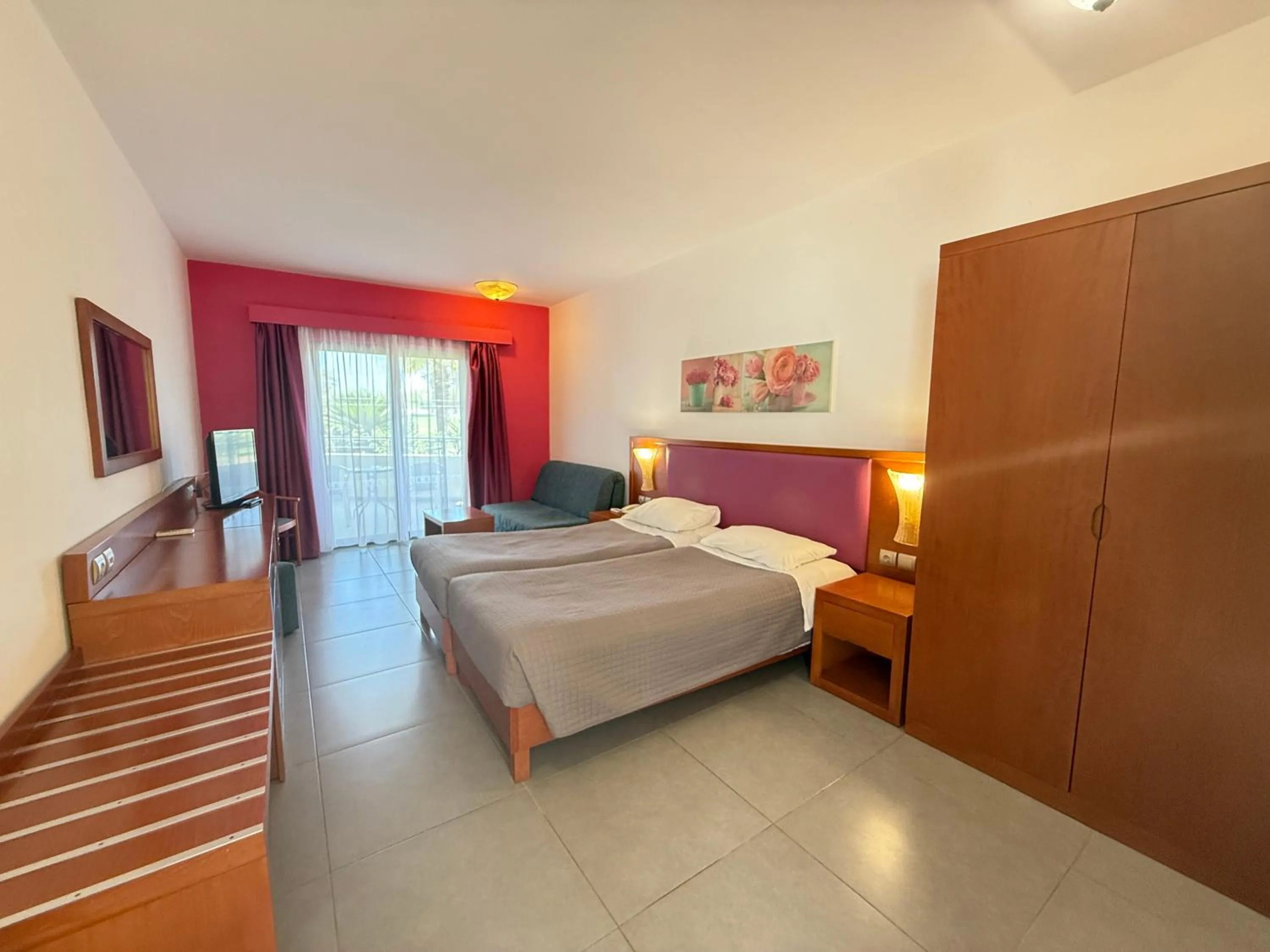 Bedroom, Bed in Kos Palace