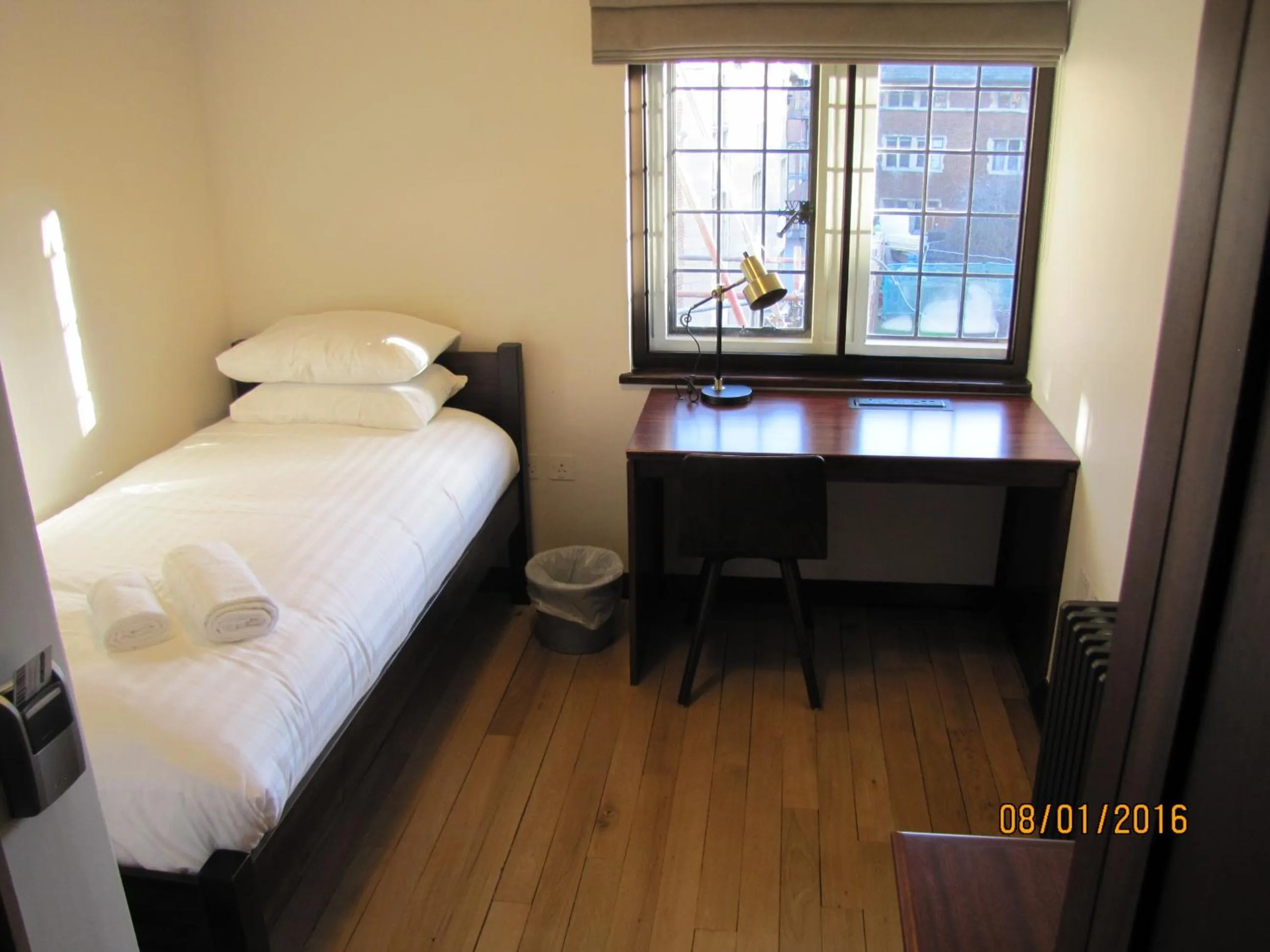 TV and multimedia, Bed in West Court- Jesus College