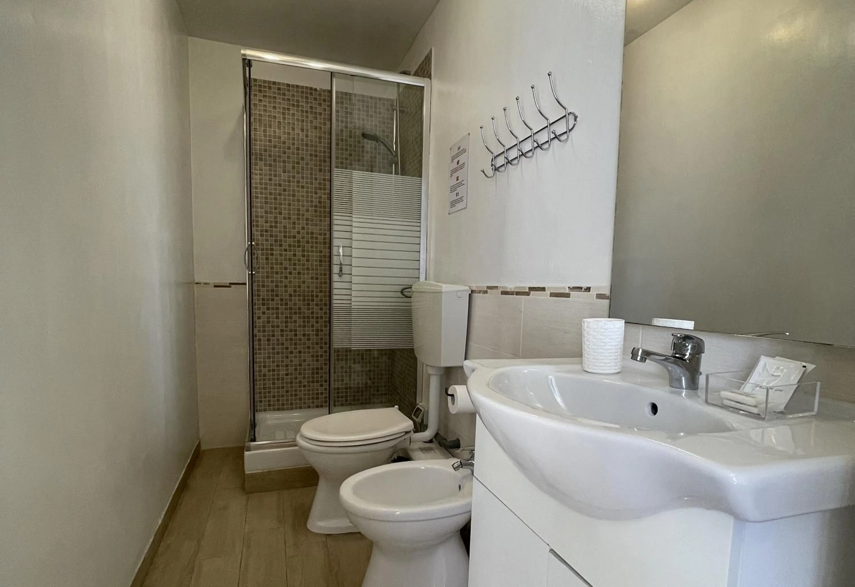 Bathroom in CconfortHotels R&B Dolci Notti