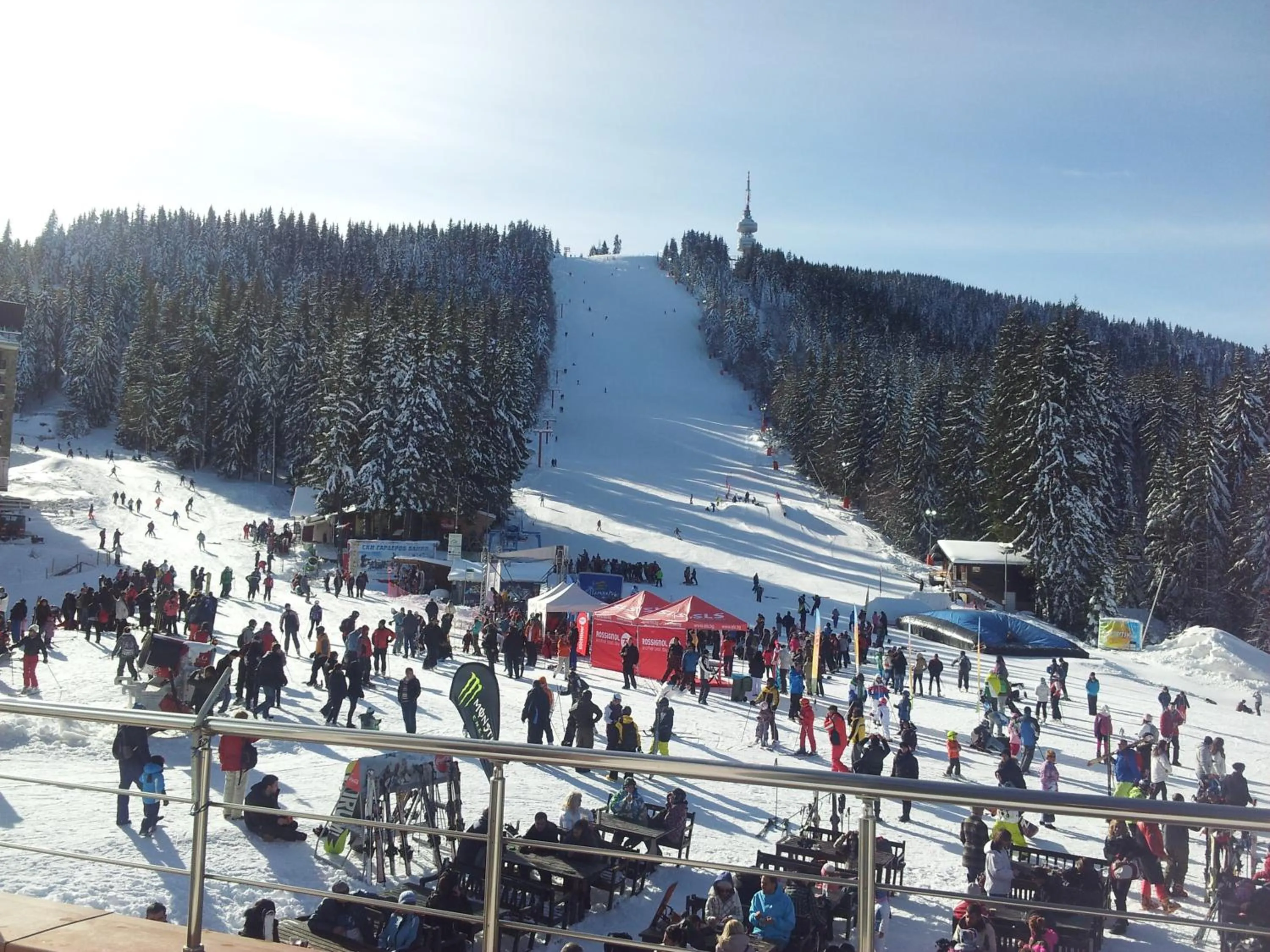 Skiing in Hotel Iva & Elena