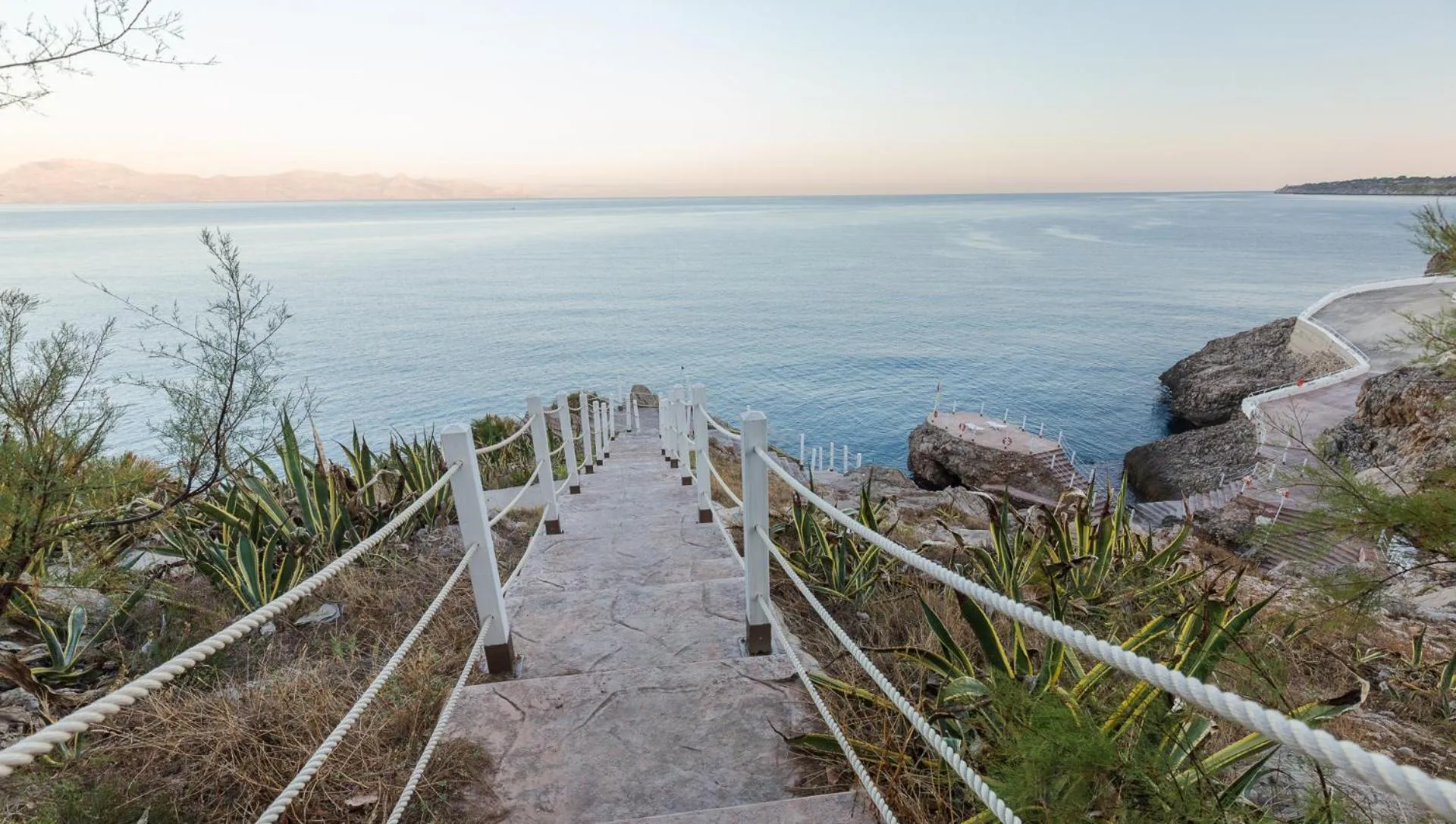 Spring in Perla Del Golfo Resort