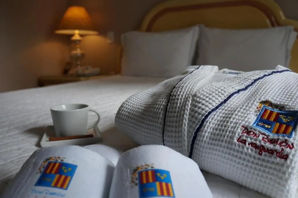 Photo of the whole room in Pousada Don Ramon & Spa Holgar D'Alma - Charm Collection