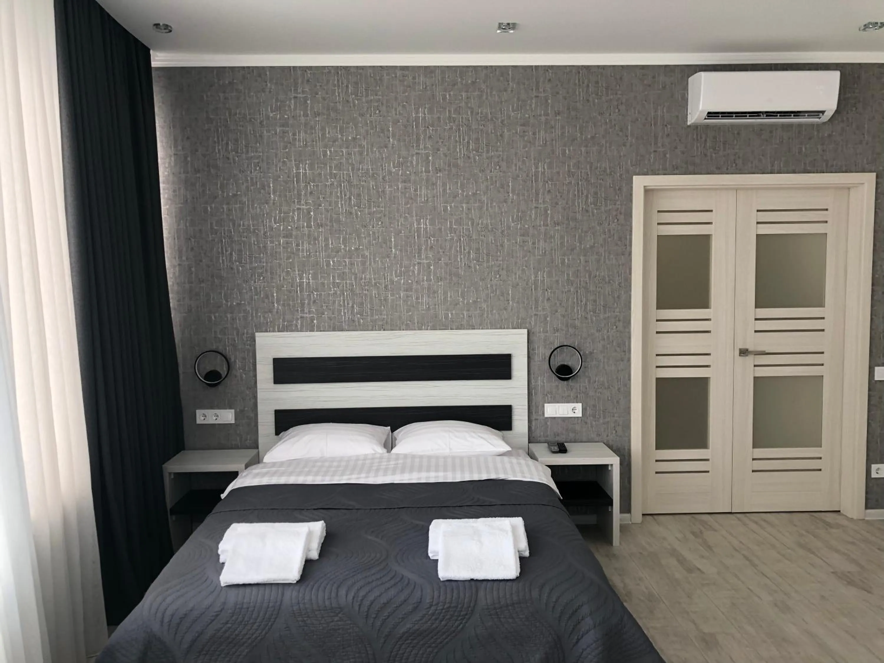 Bed in The Rooms Apart