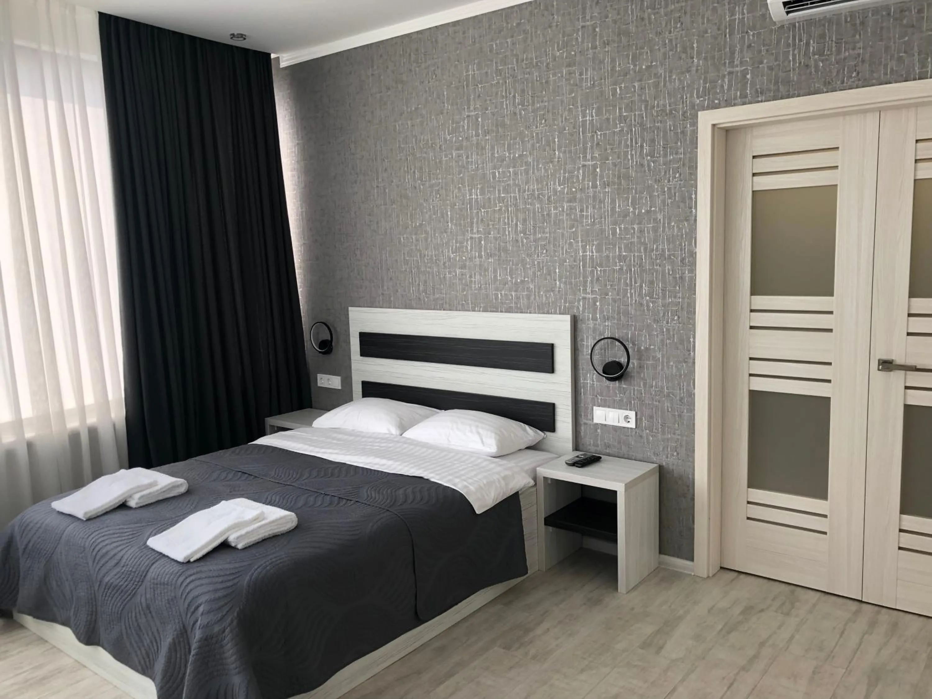 Bed in The Rooms Apart