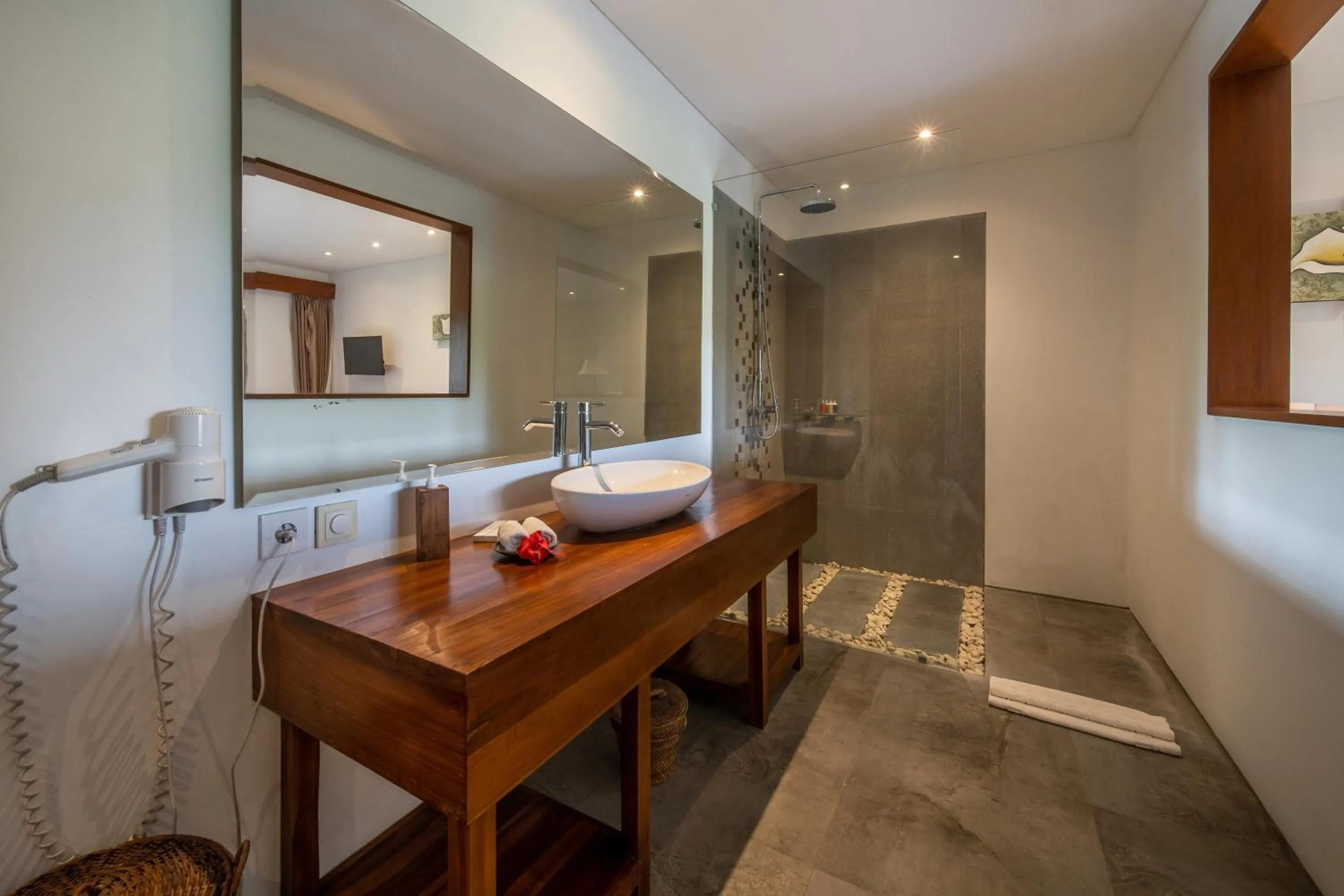 Shower in The Hidden Paradise Ubud - CHSE Certified