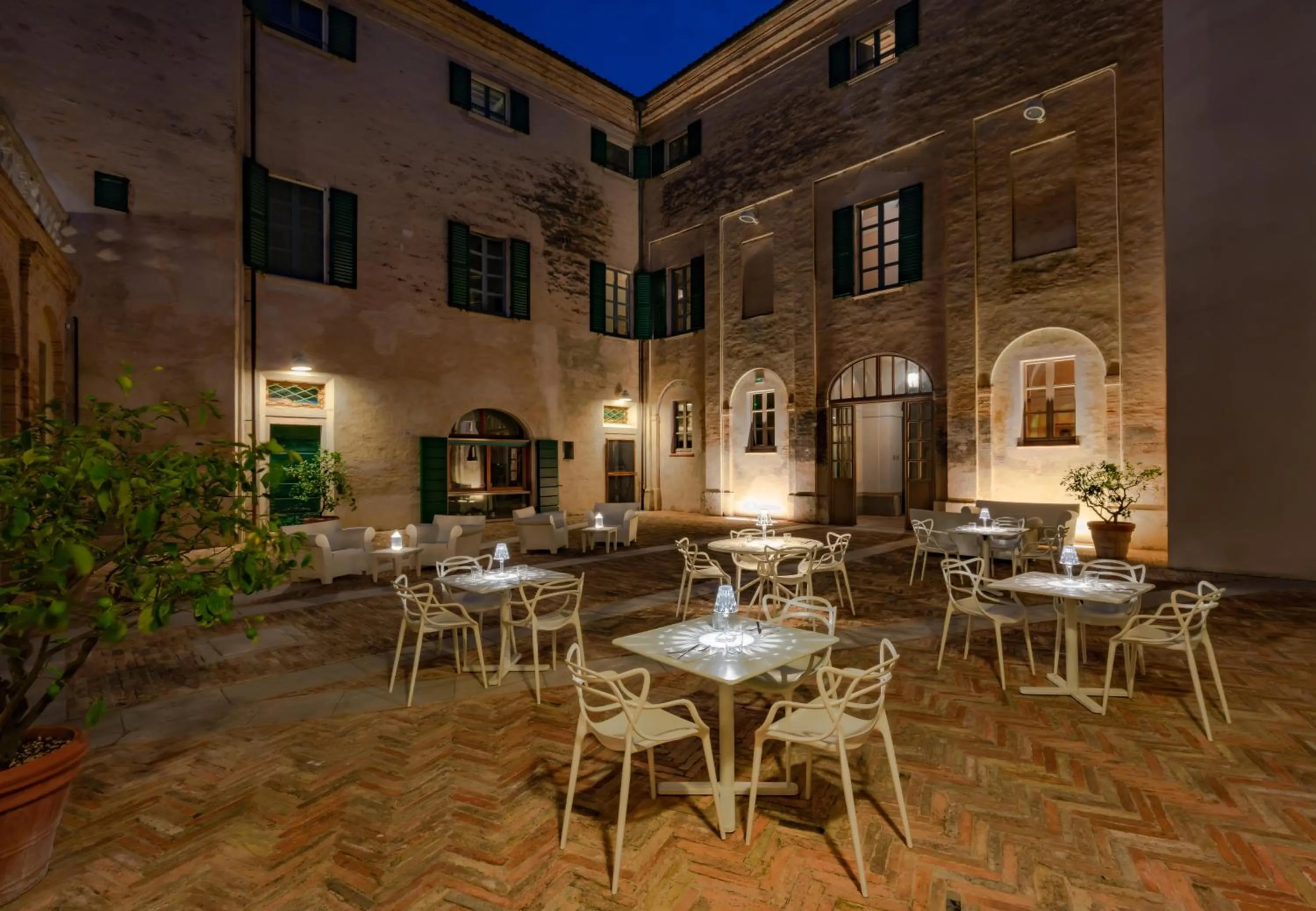 Restaurant/places to eat in Castello Di Monterado