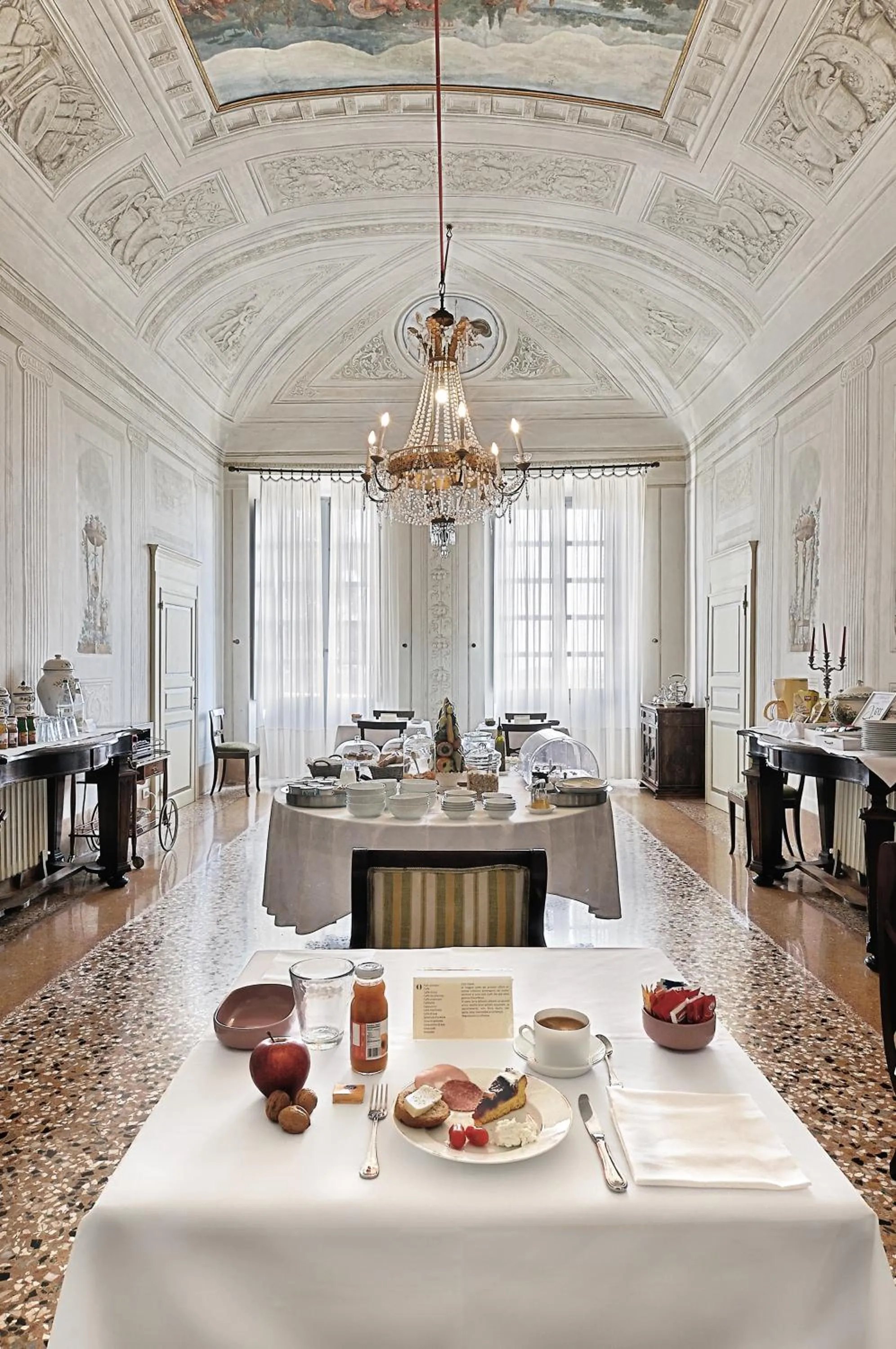 Restaurant/places to eat in Castello Di Monterado