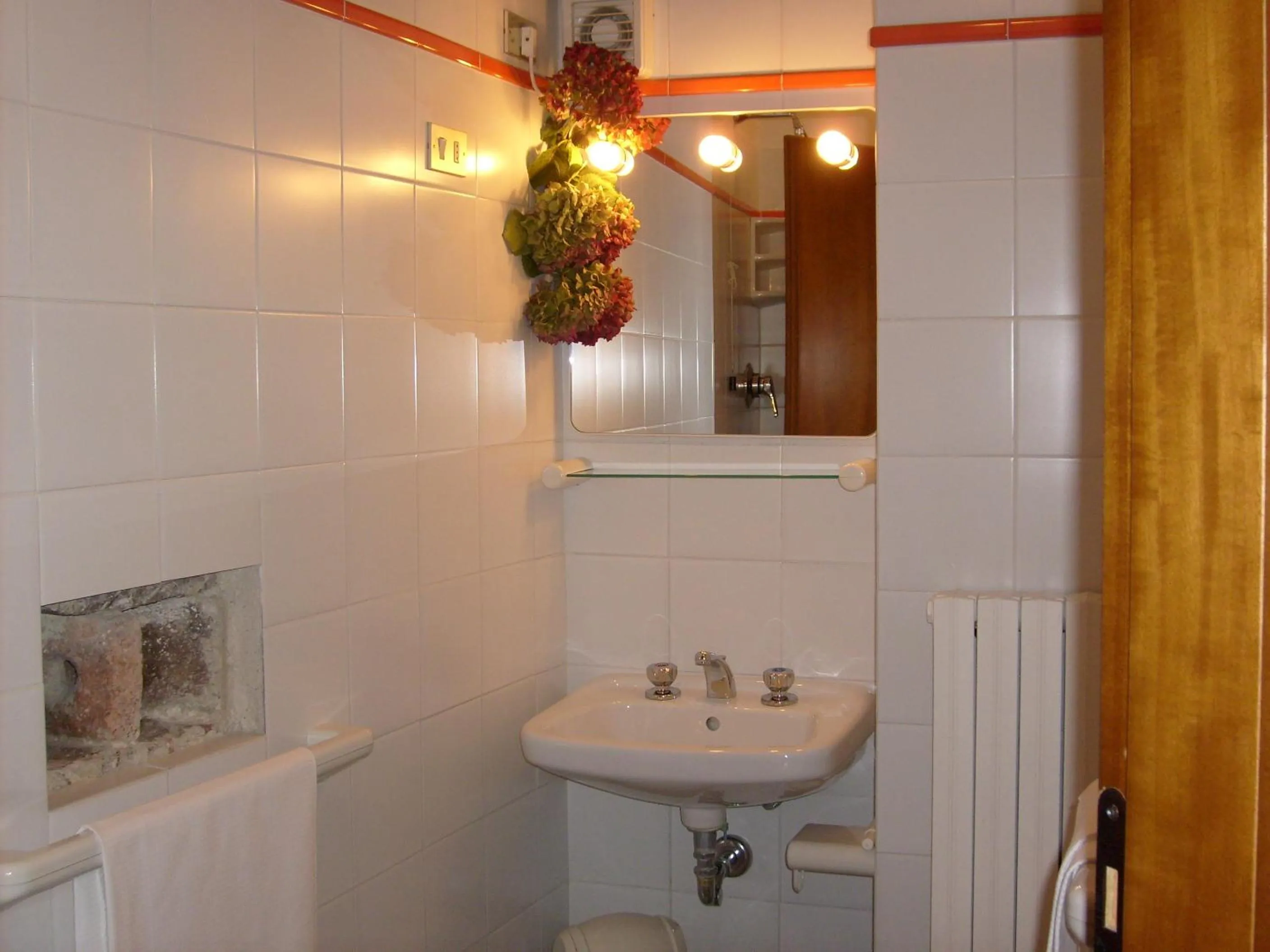 Bathroom in L'Oasi