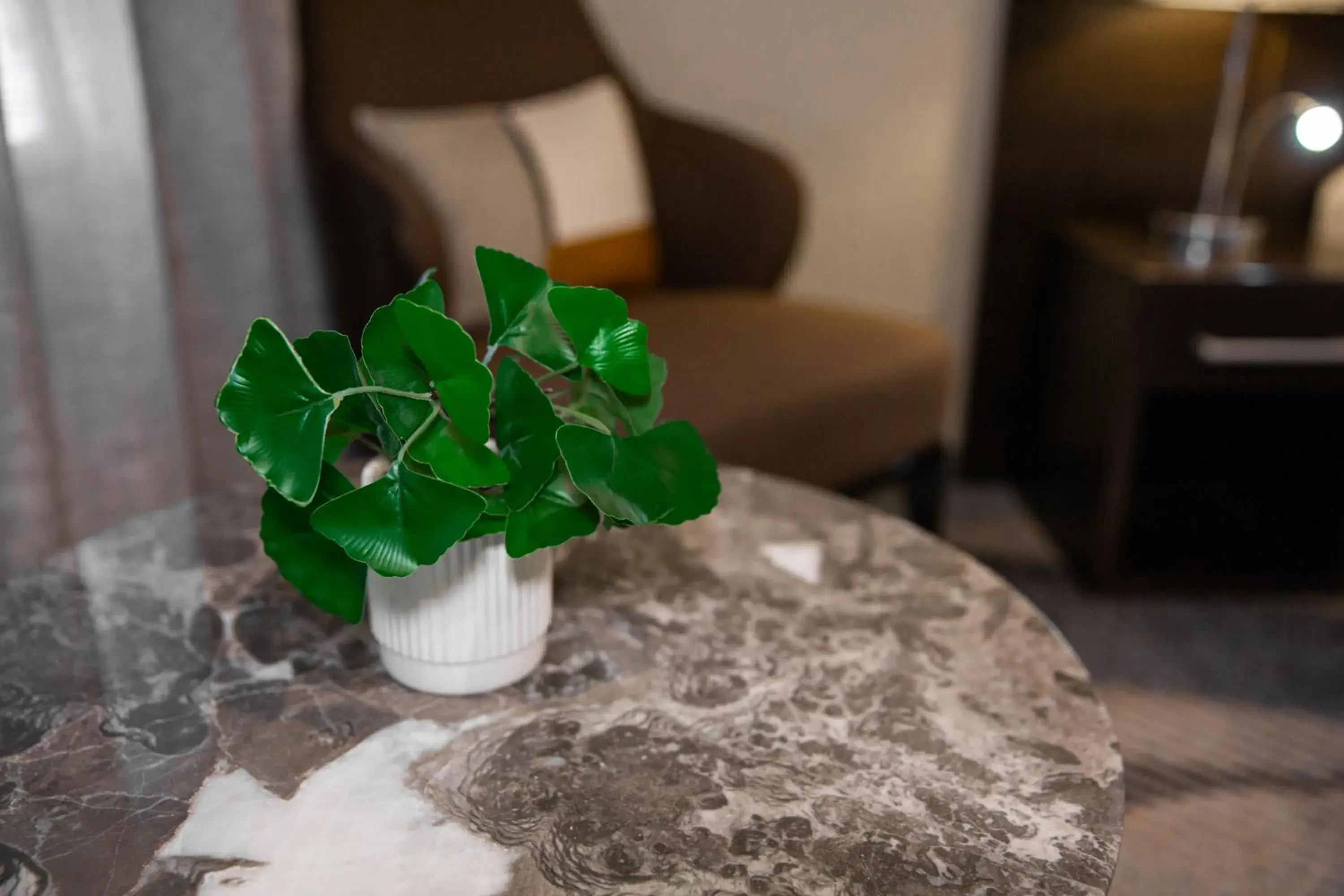 Interconnecting Double and Twin Rooms in Royal Pacific Hotel Interconnecting Double and Twin Rooms in Royal Pacific Hotel