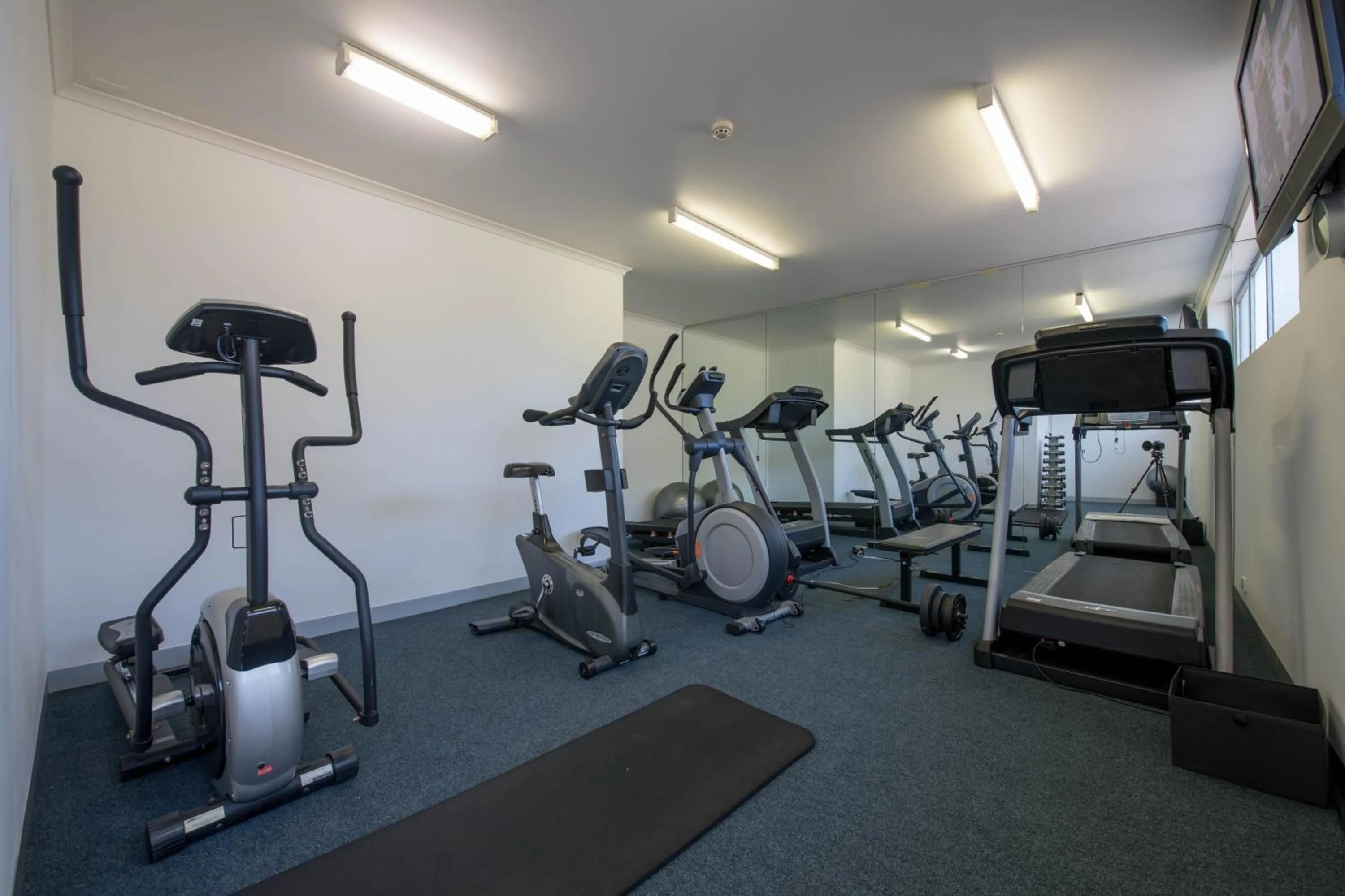 Fitness centre/facilities in Royal Pacific Hotel