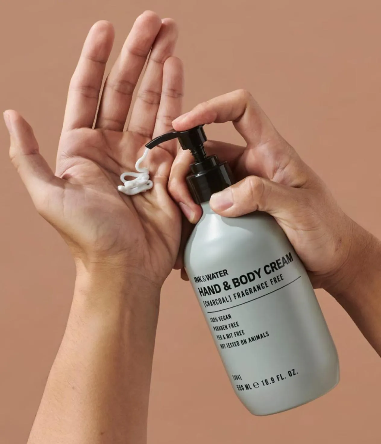 Bathroom in Royal Pacific Hotel