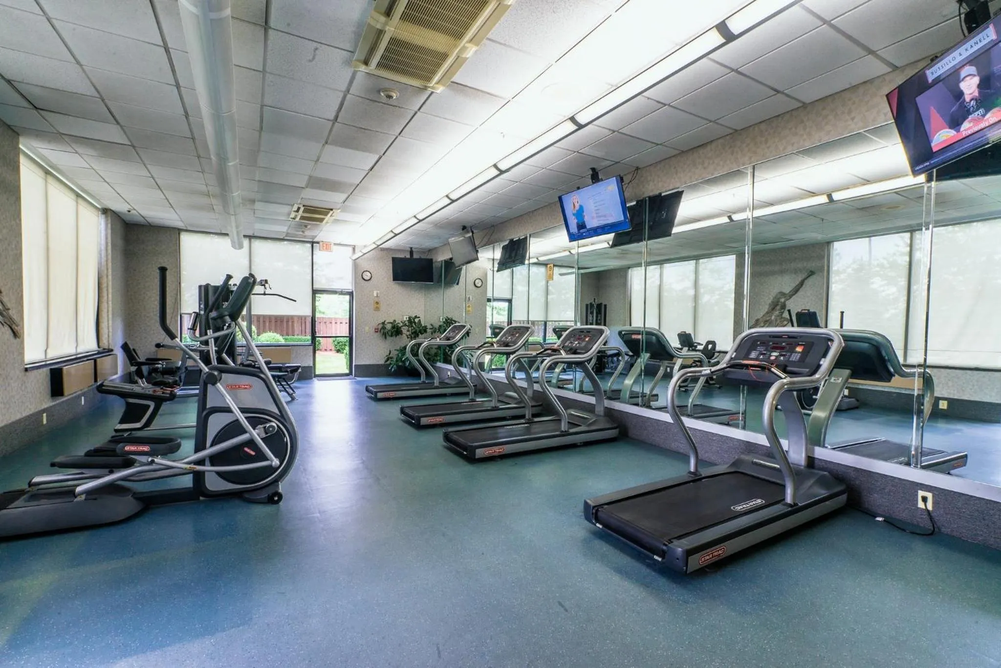 Fitness centre/facilities in Holiday Inn Newark International Airport
