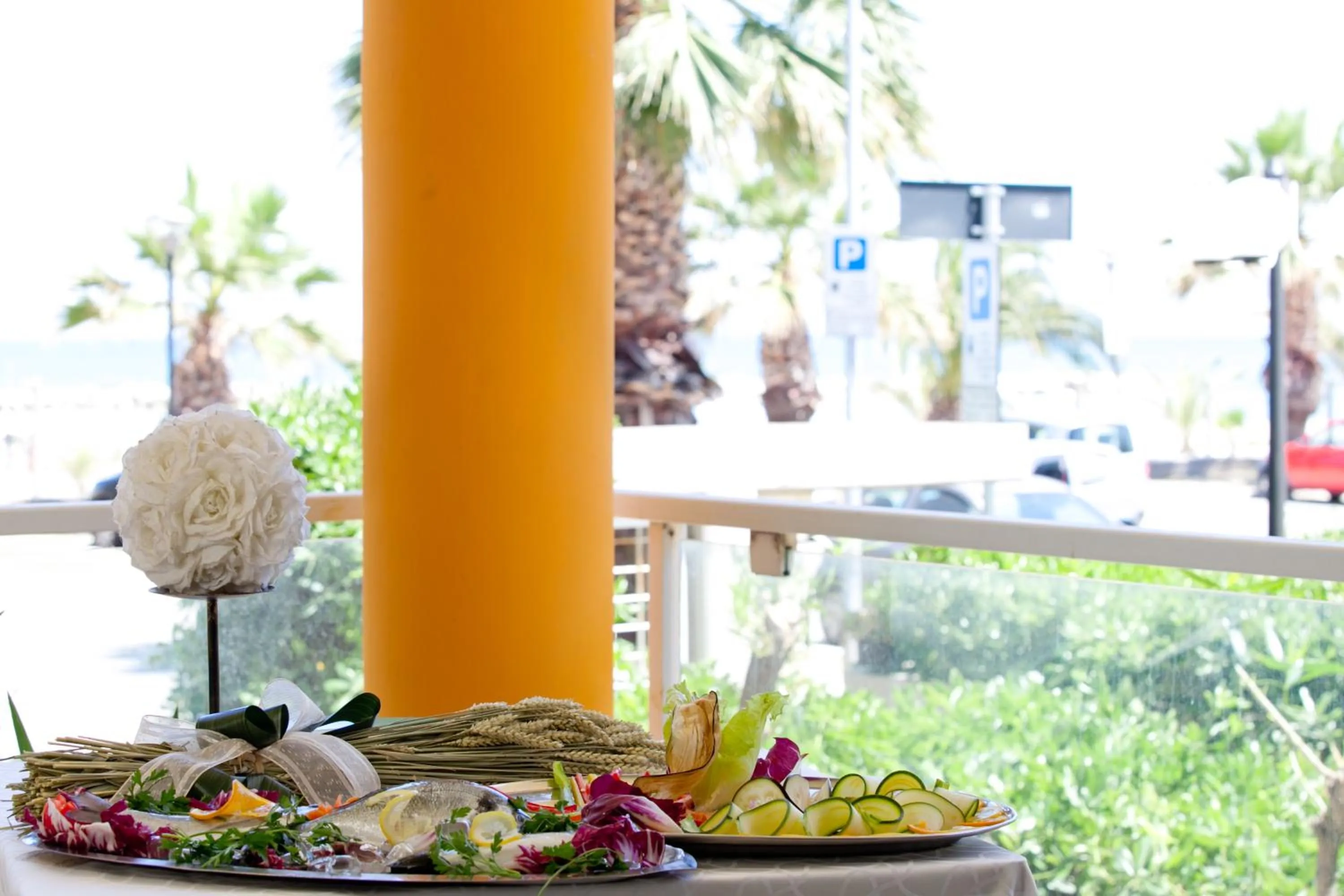 Food in Hotel Canguro