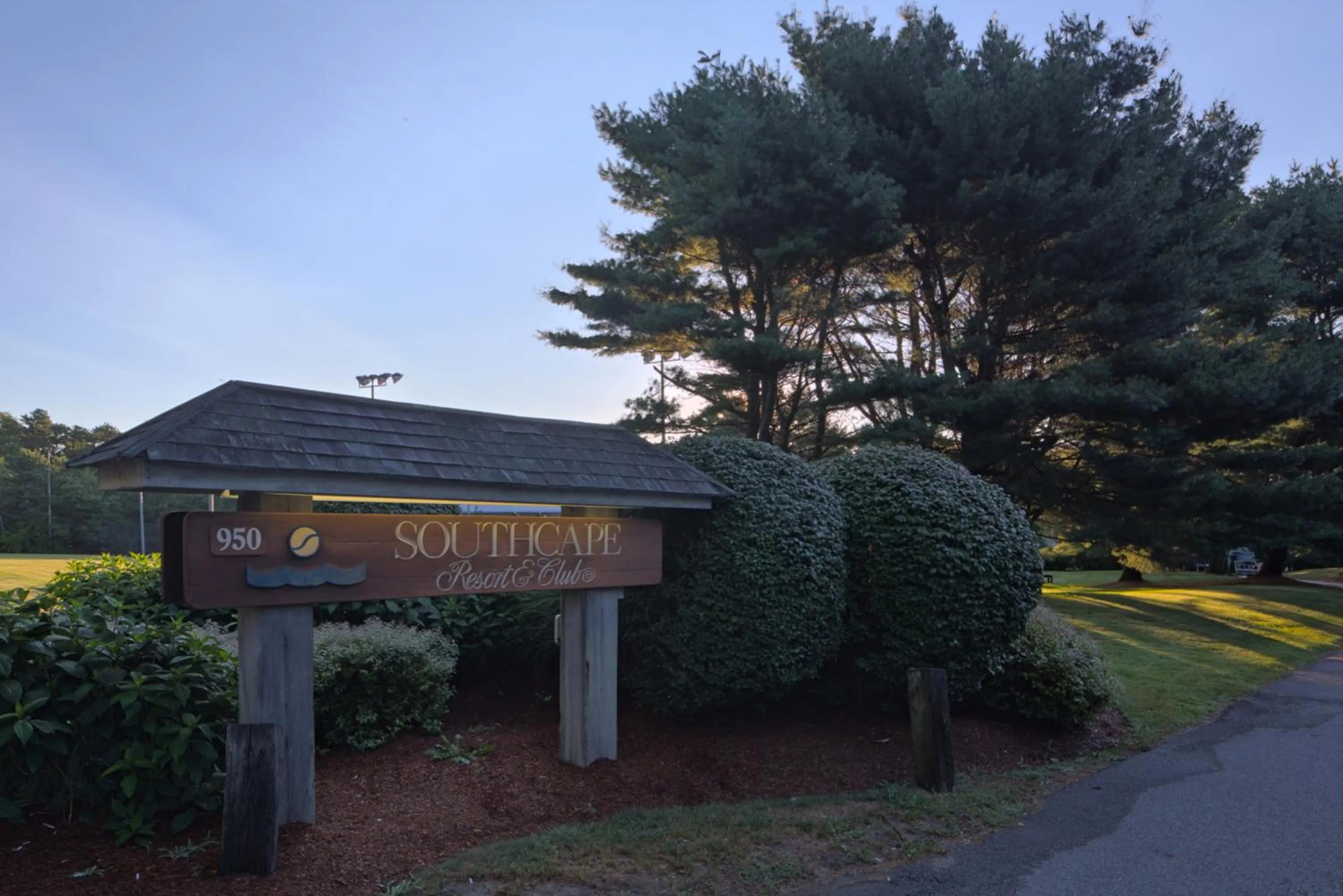 Facade/entrance in Southcape Resort Mashpee