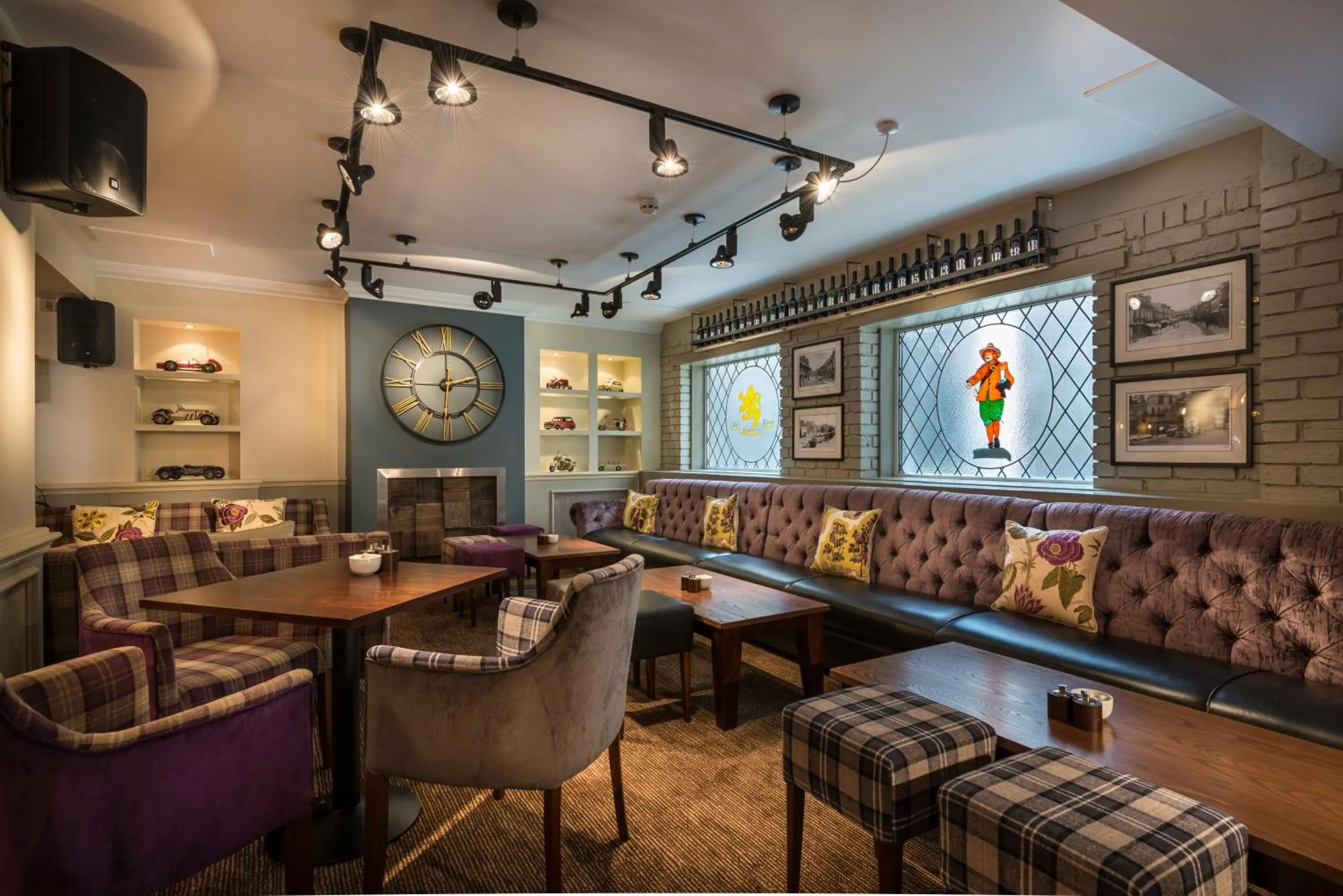 Lounge or bar in The Golden Lion Hotel, St Ives, Cambridgeshire - The Coaching Inn Group