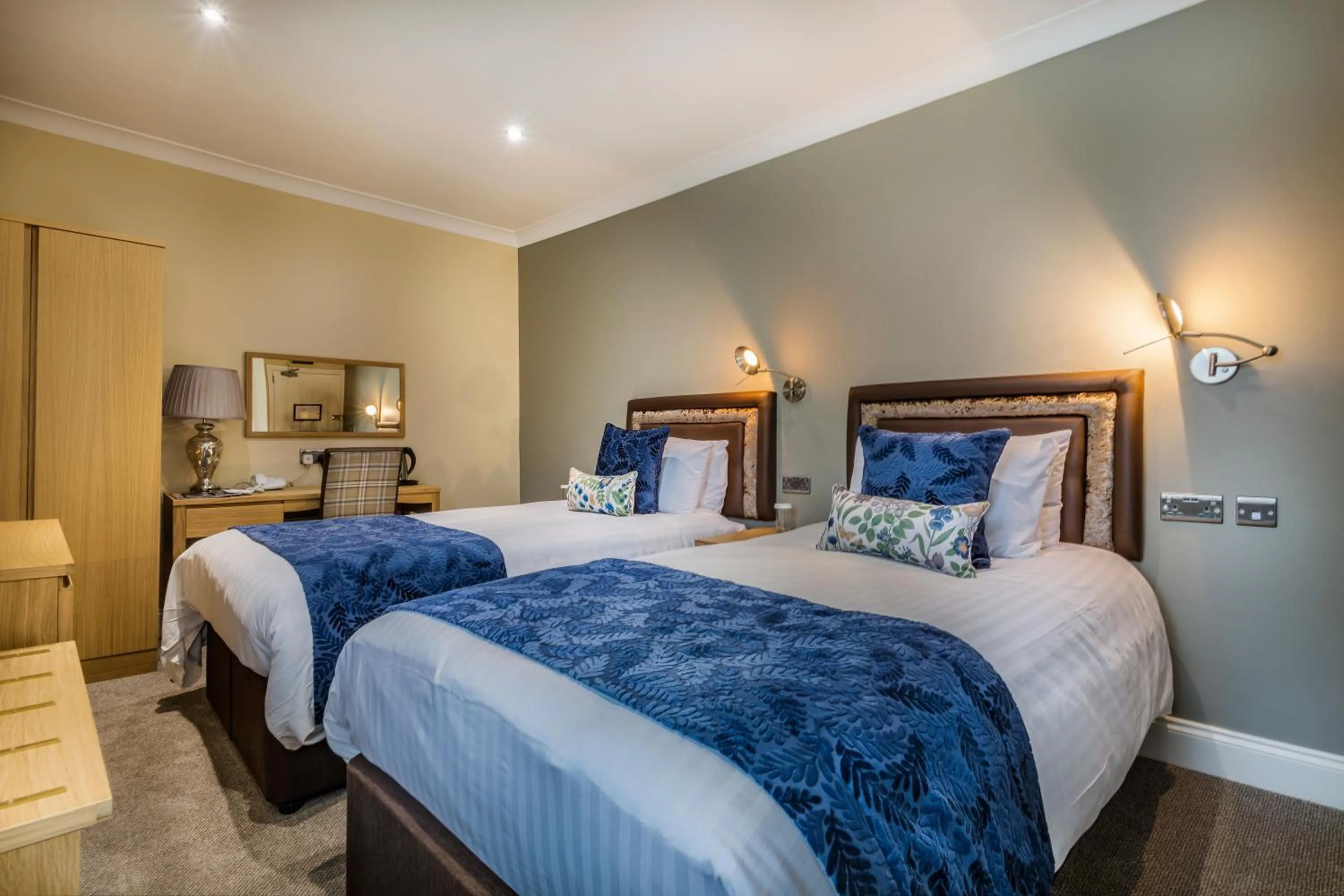 Bed in The Golden Lion Hotel, St Ives, Cambridgeshire - The Coaching Inn Group