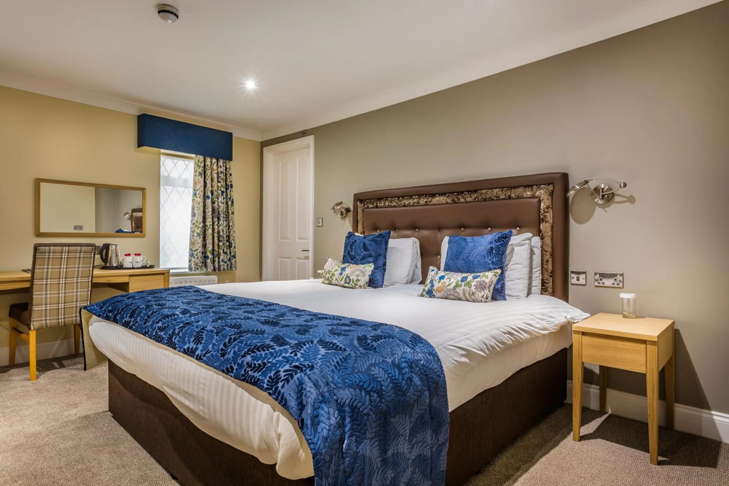 Bed in The Golden Lion Hotel, St Ives, Cambridgeshire - The Coaching Inn Group