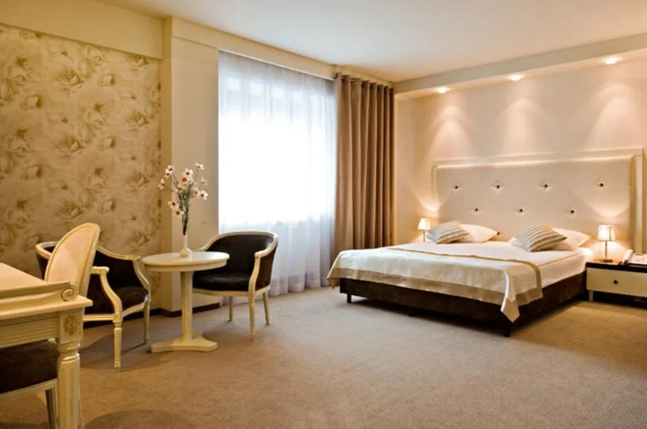 Bed in Hotel Prezydencki 4-star