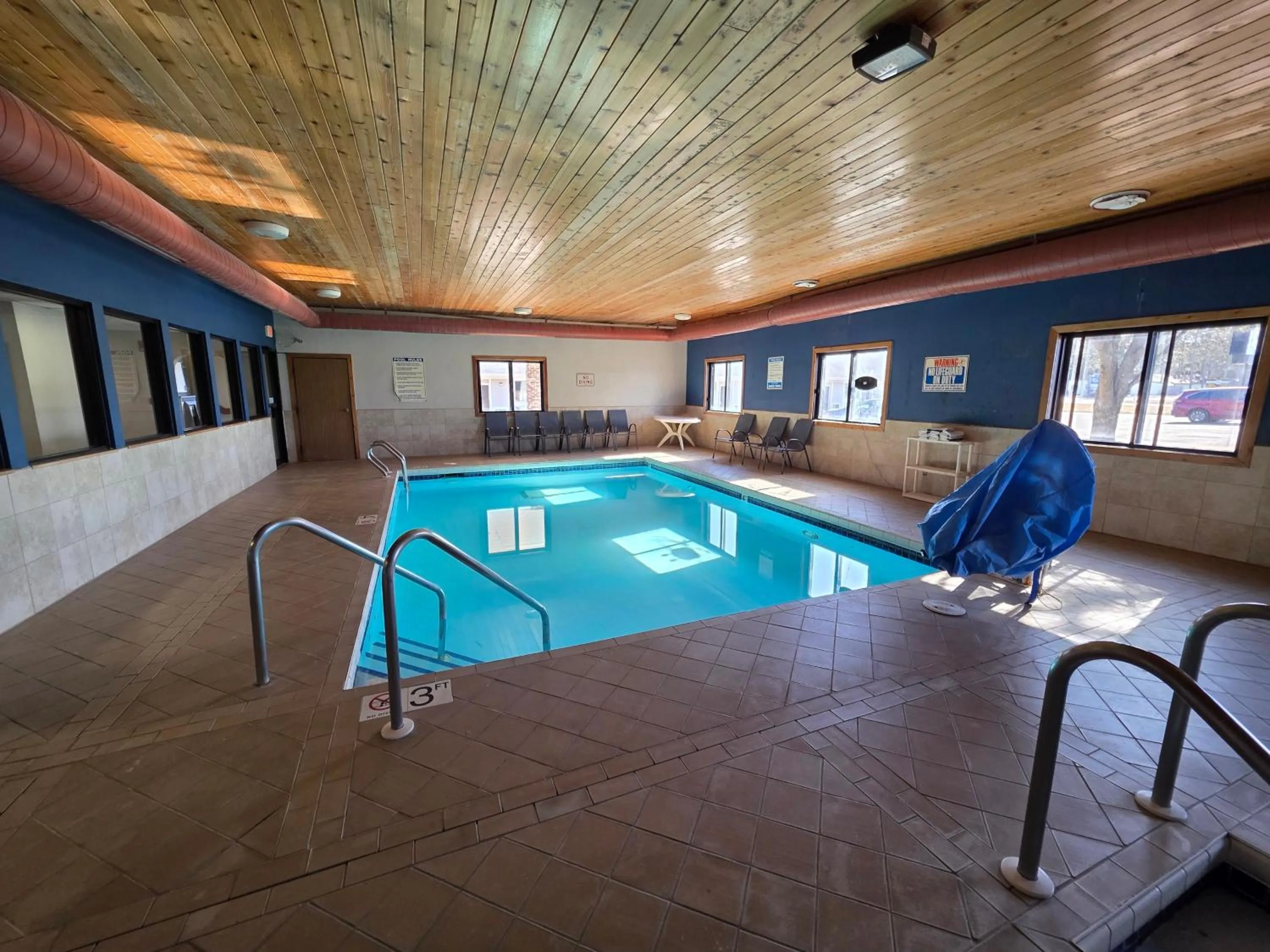 AmeriVu Inn and Suites - Hayward