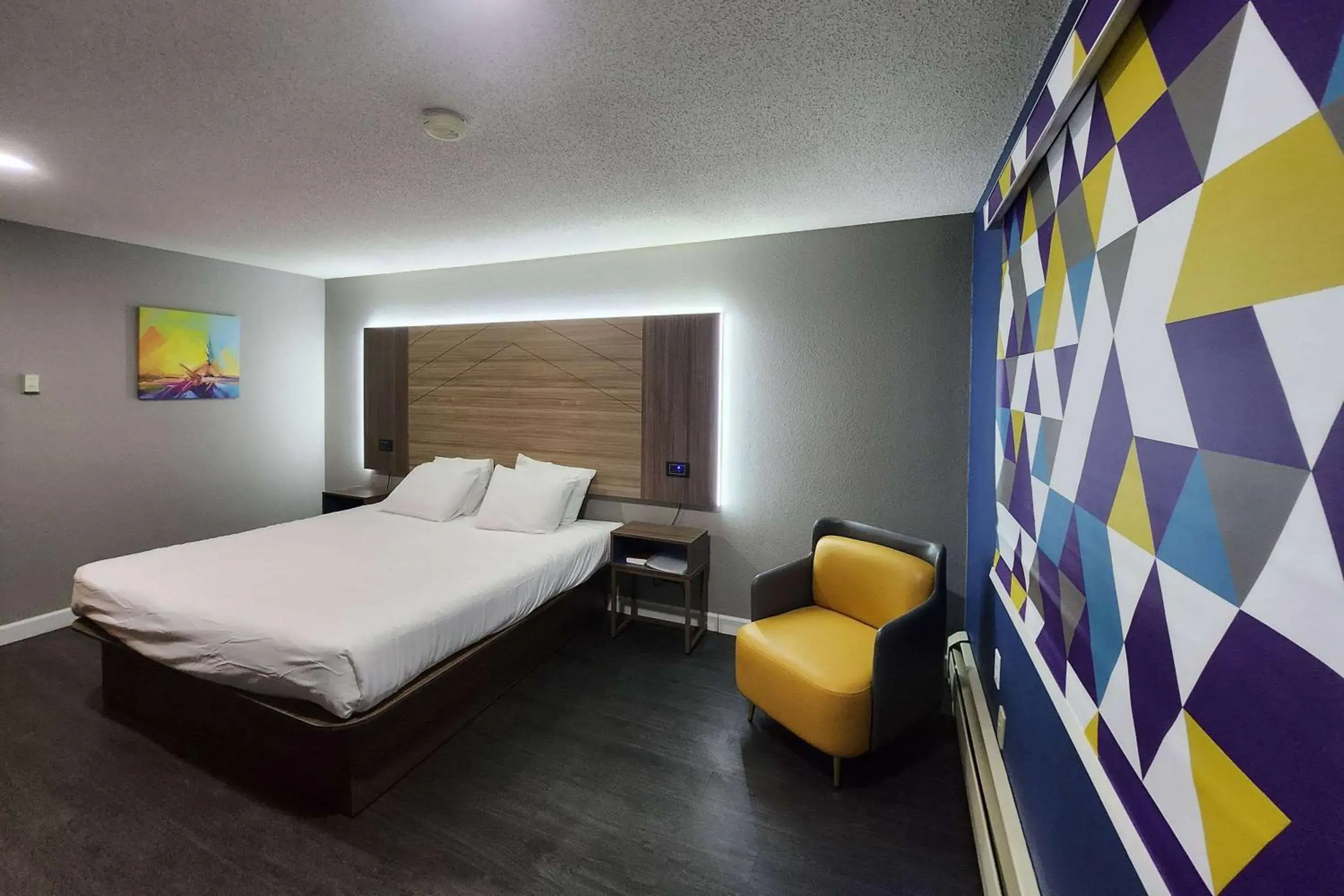 Super 8 by Wyndham Hayward WI Super 8 by Wyndham Hayward WI