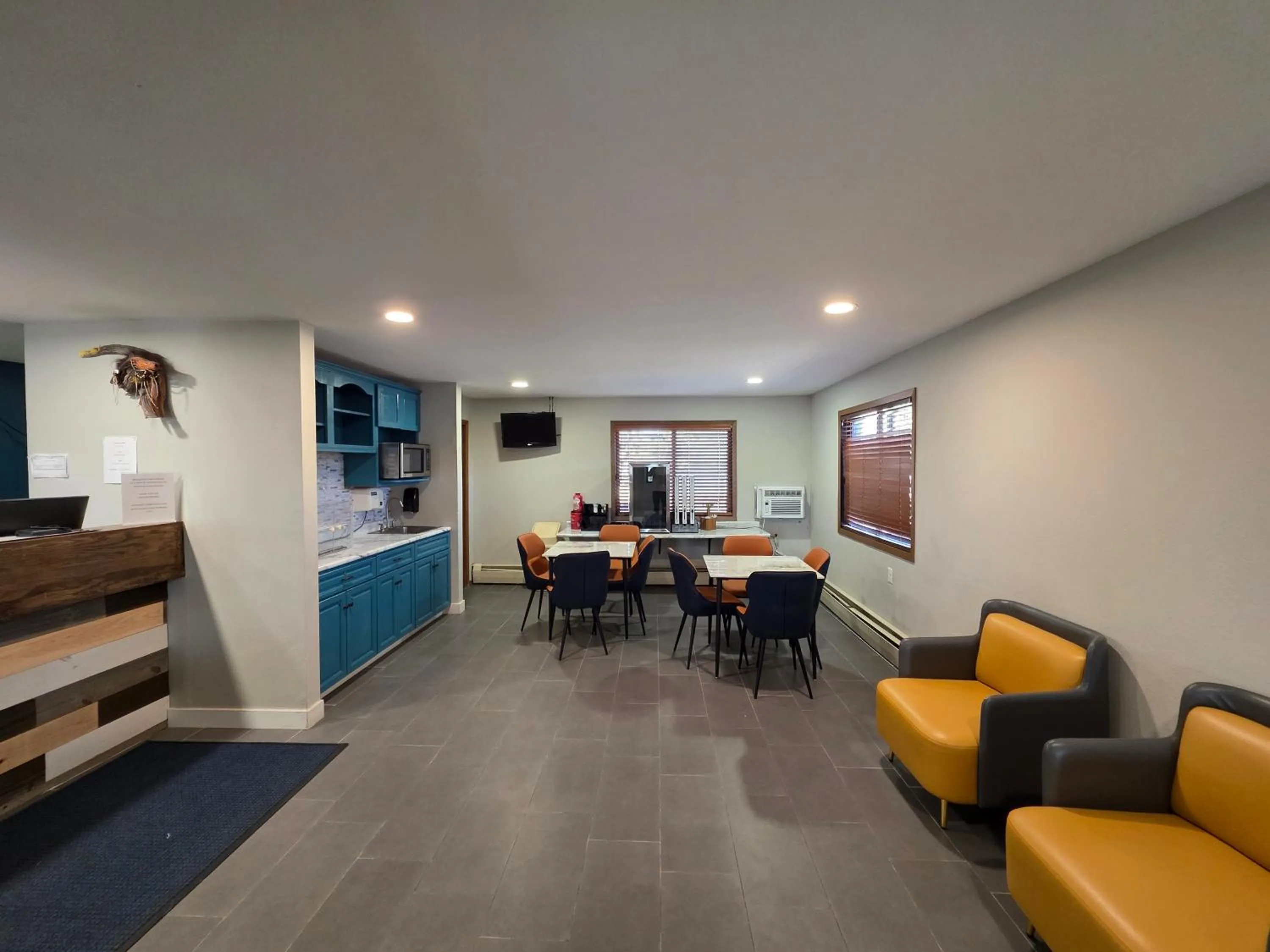 AmeriVu Inn and Suites - Hayward