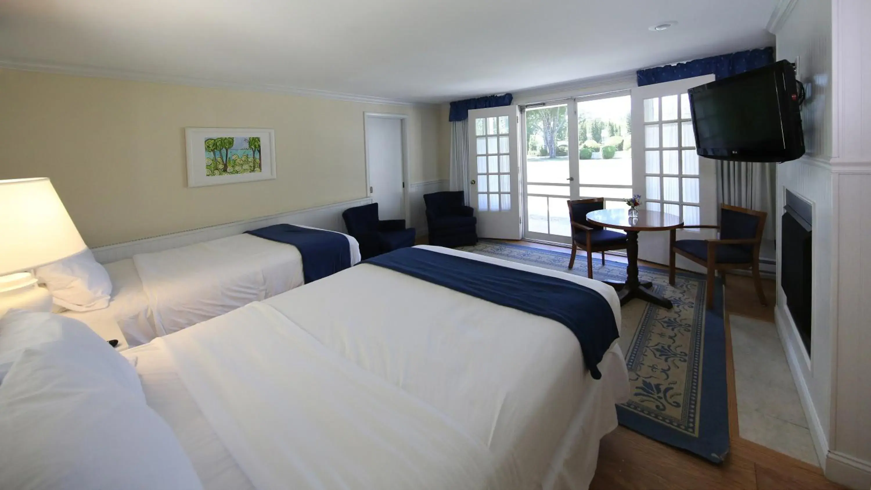 Premier Suite in Colonial Inn Harbor Springs Premier Suite in Colonial Inn Harbor Springs