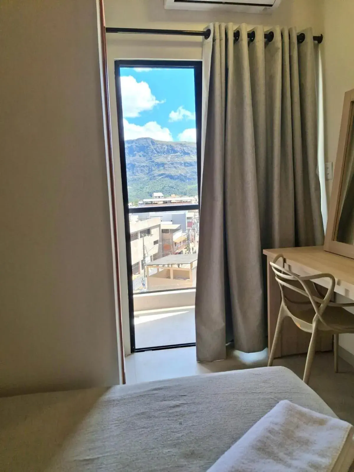 Single Room in Hotel Verdes Mares Single Room in Hotel Verdes Mares