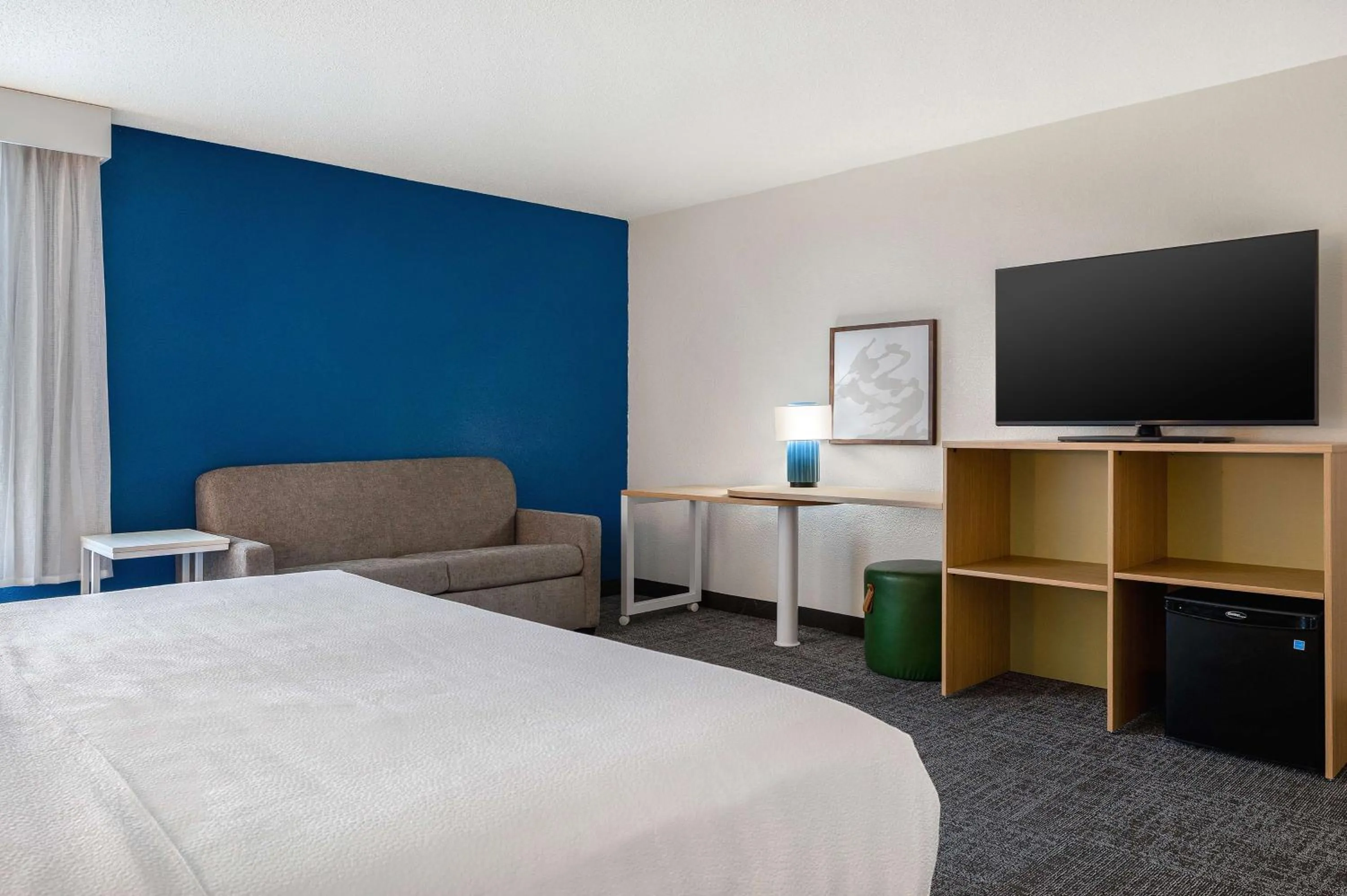 Bed in Baymont by Wyndham Evansville East