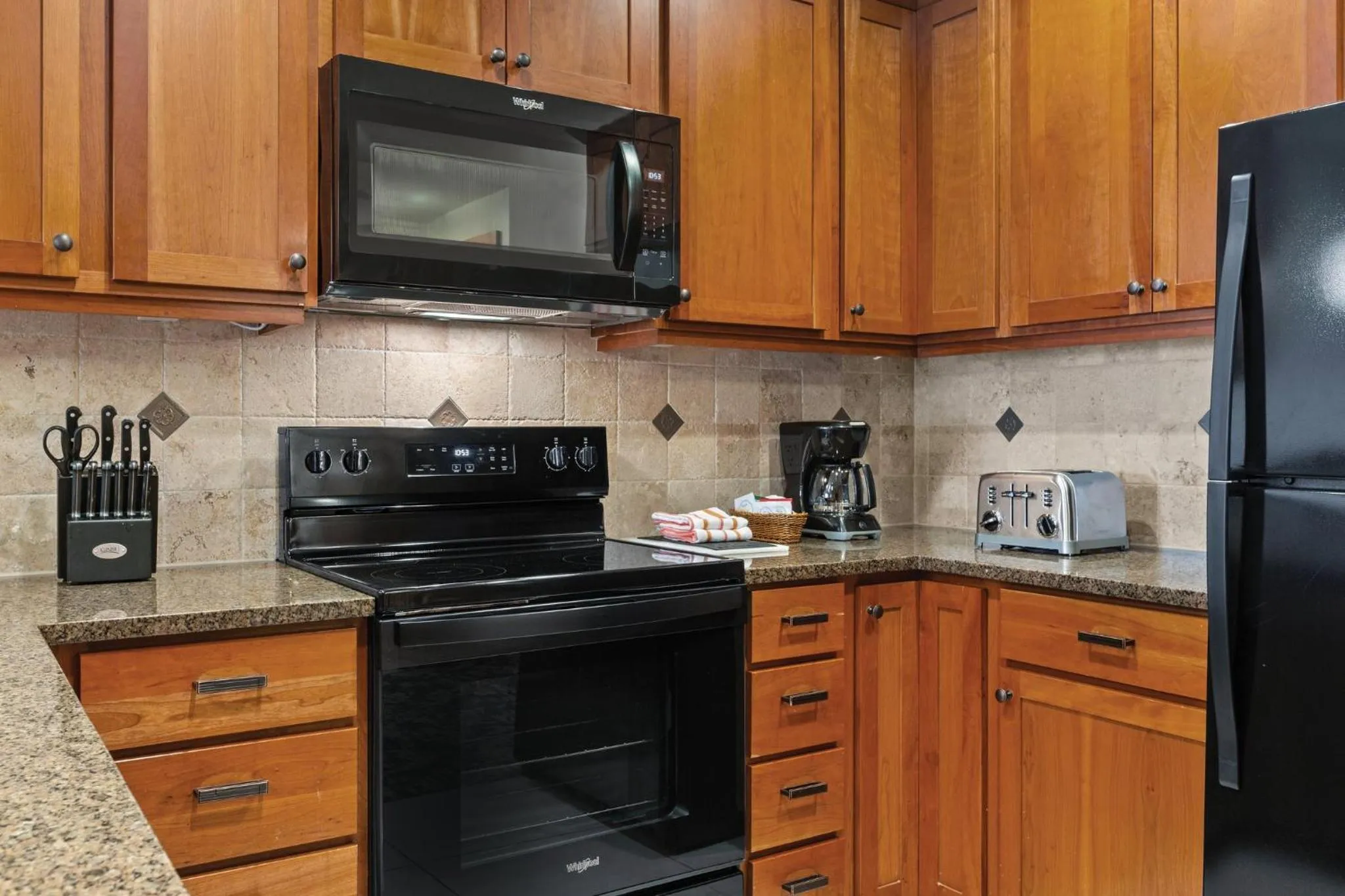 Communal kitchen in WorldMark Chelan - Lake House