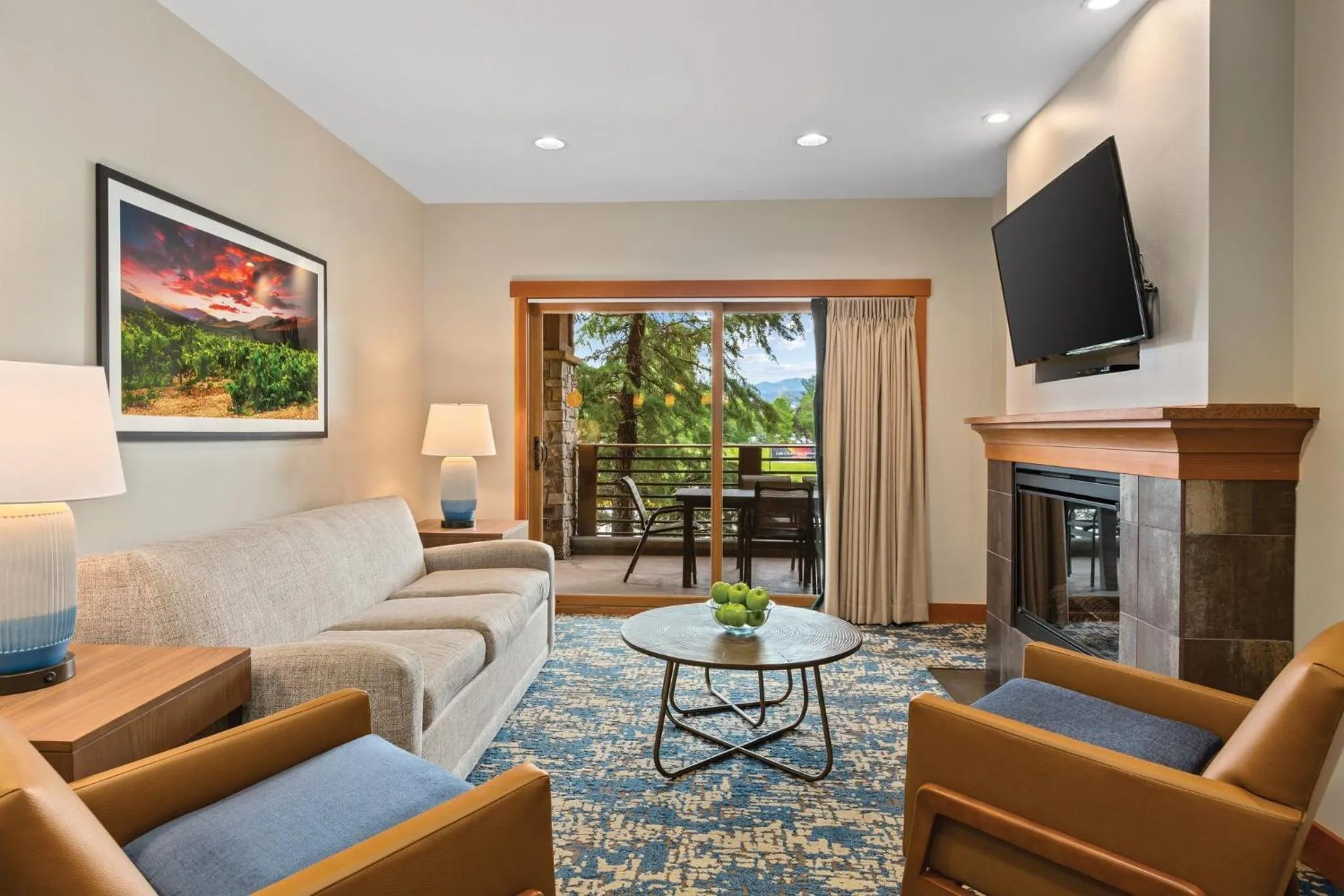 Living room in WorldMark Chelan - Lake House