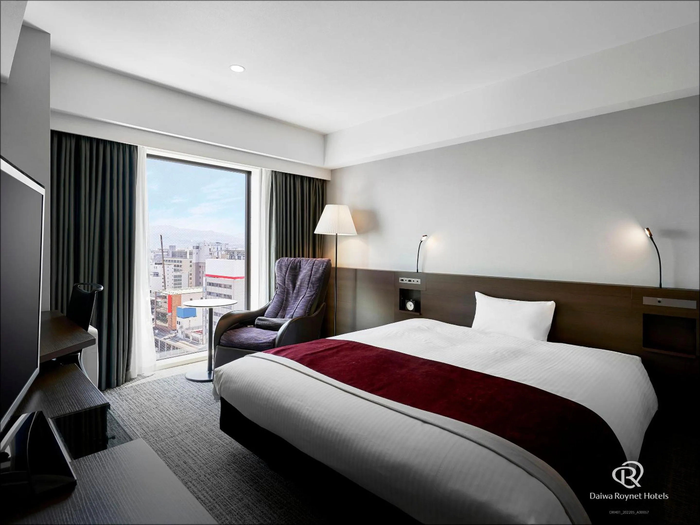 Photo of the whole room, Bed in Daiwa Roynet Hotel Aomori