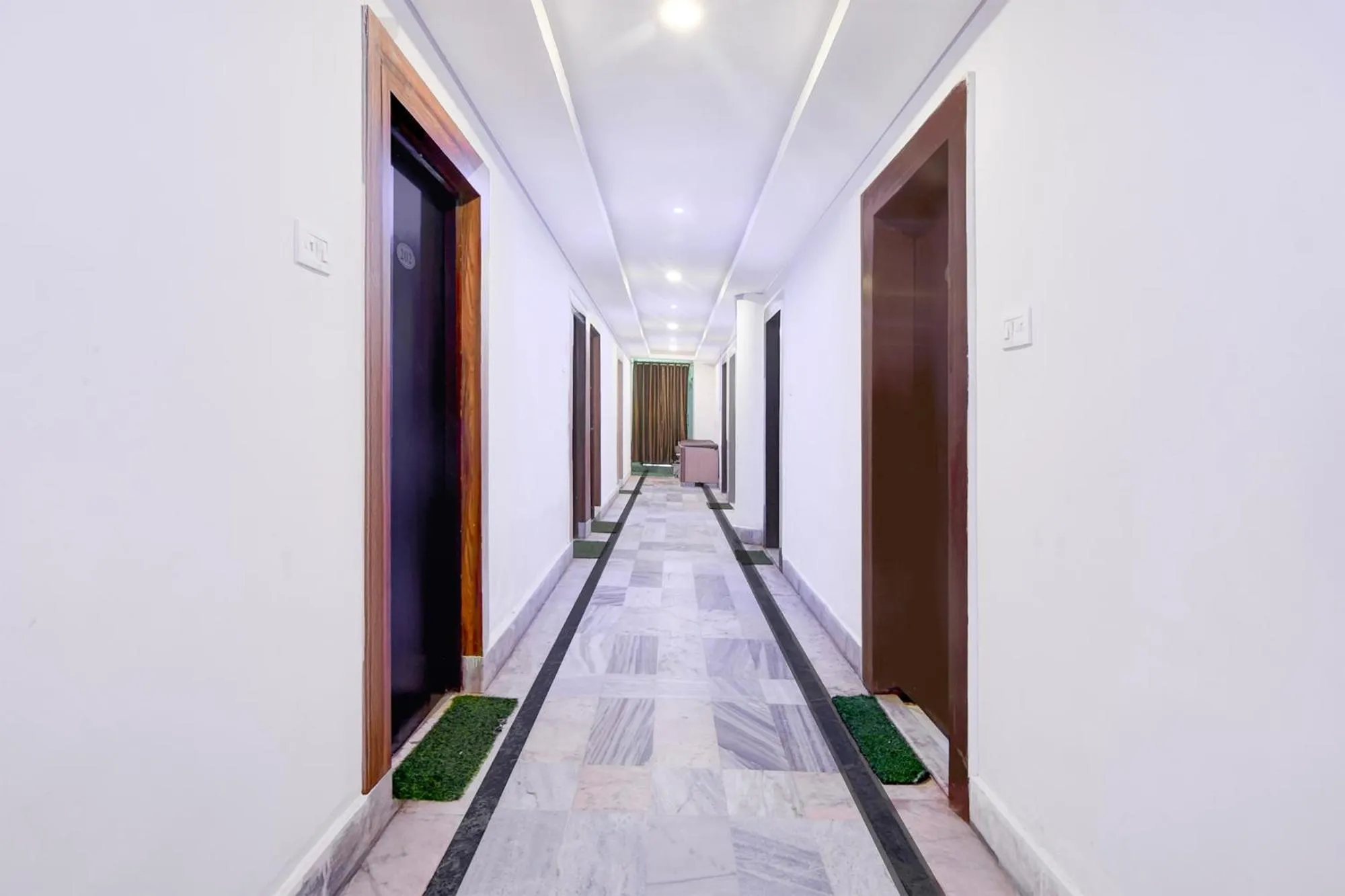 Lobby or reception in FabHotel Seven Inn