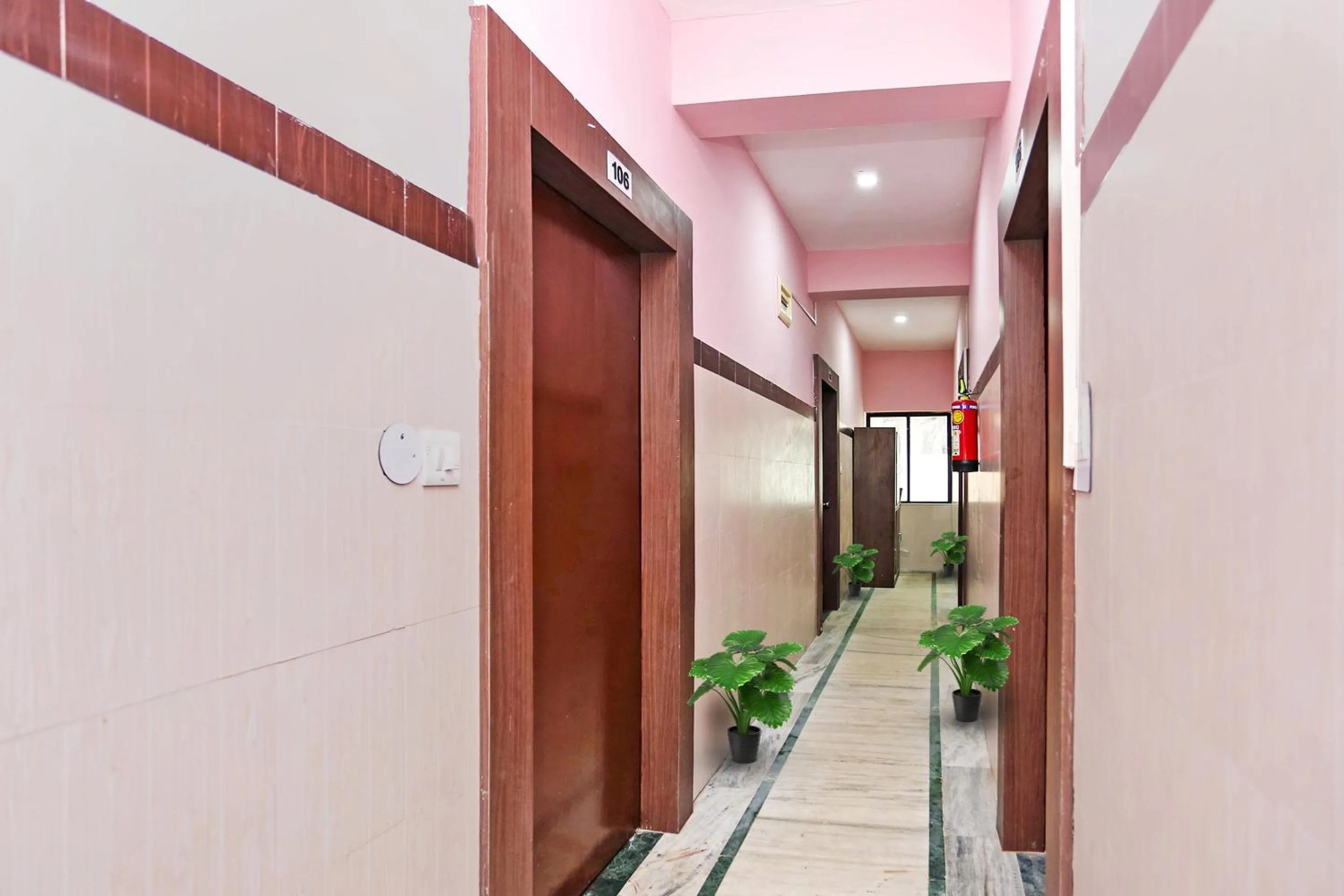 Lobby or reception in Collection O Aryan hotel