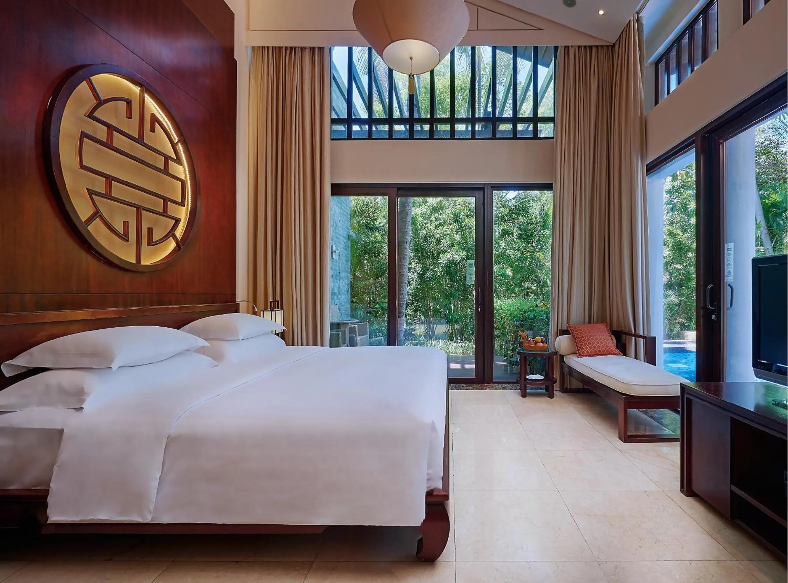 Bedroom, Bed in Banyan Tree Sanya