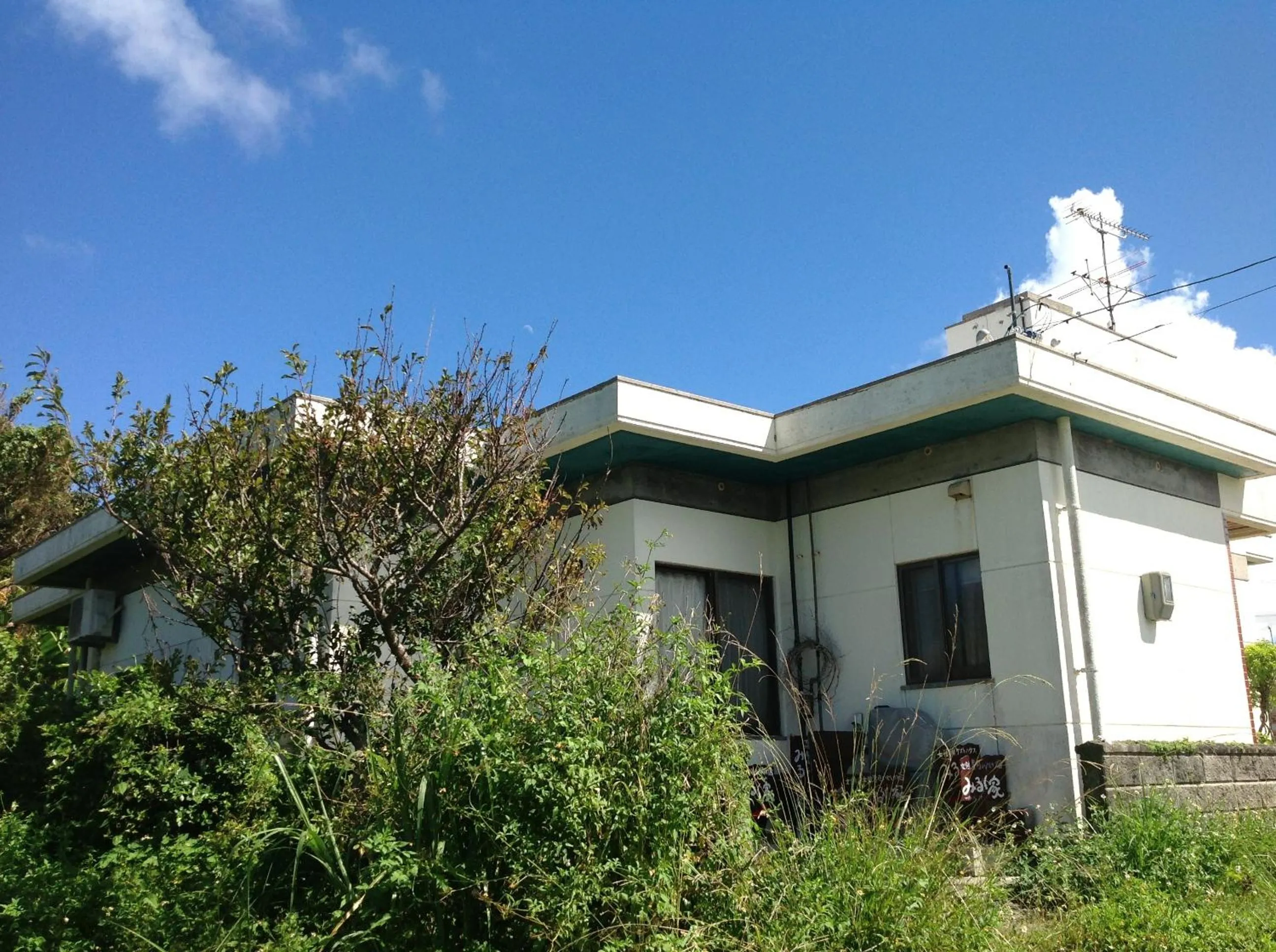 Property building in Milk-ya Women-Only Guest House