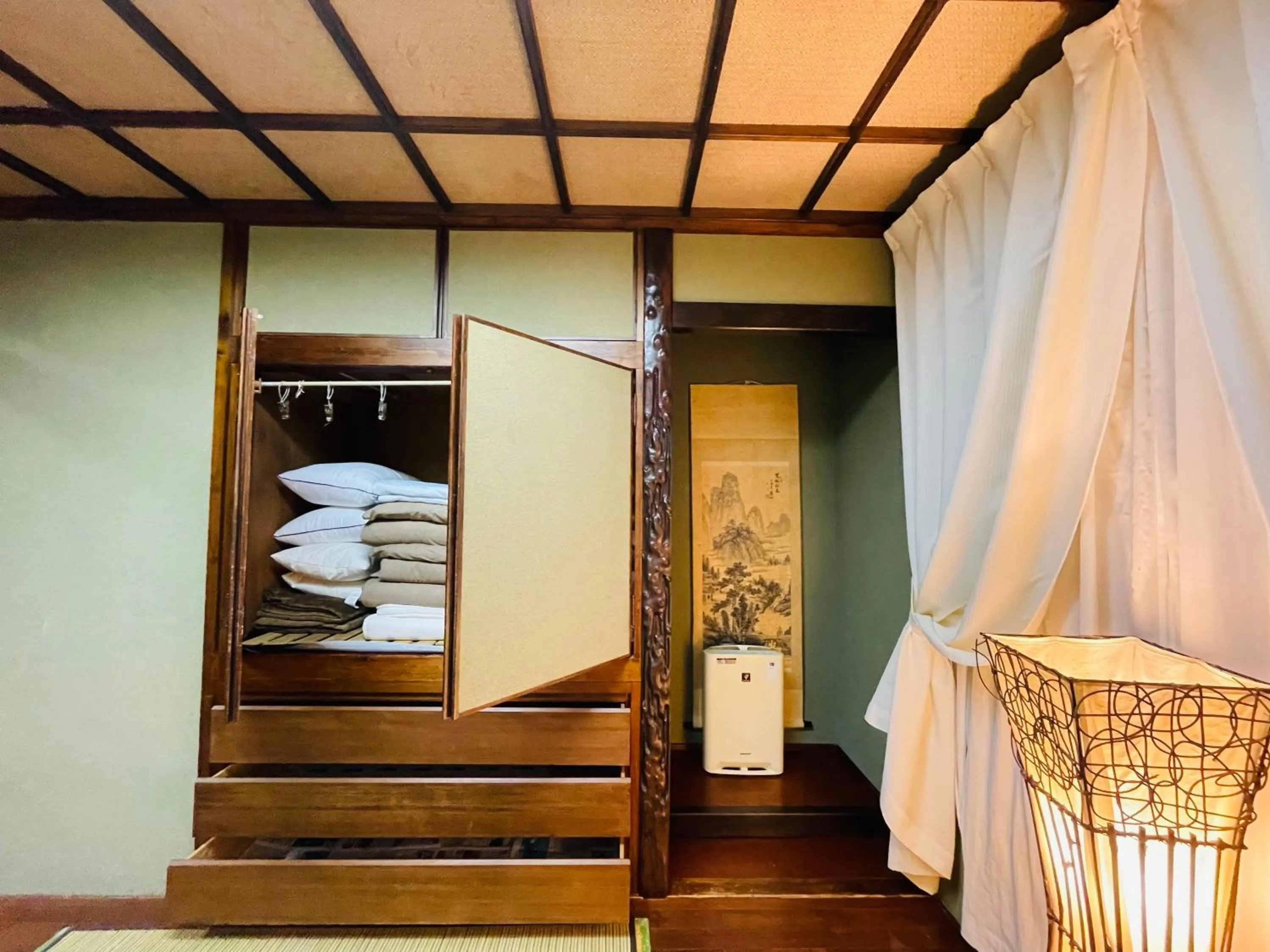 Bed in Milk-ya Women-Only Guest House