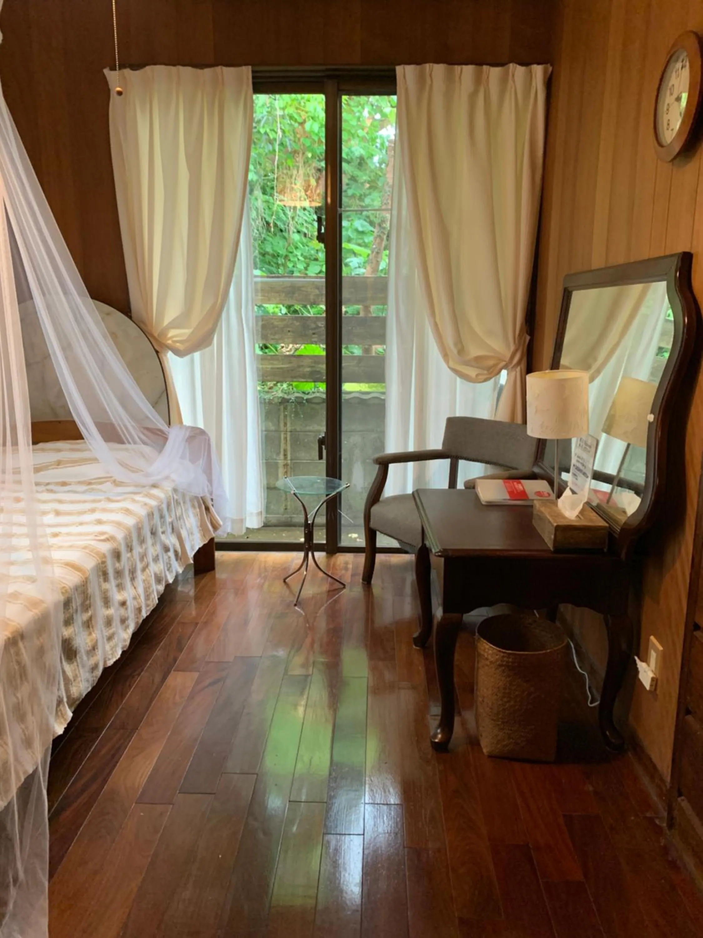 Bed in Milk-ya Women-Only Guest House