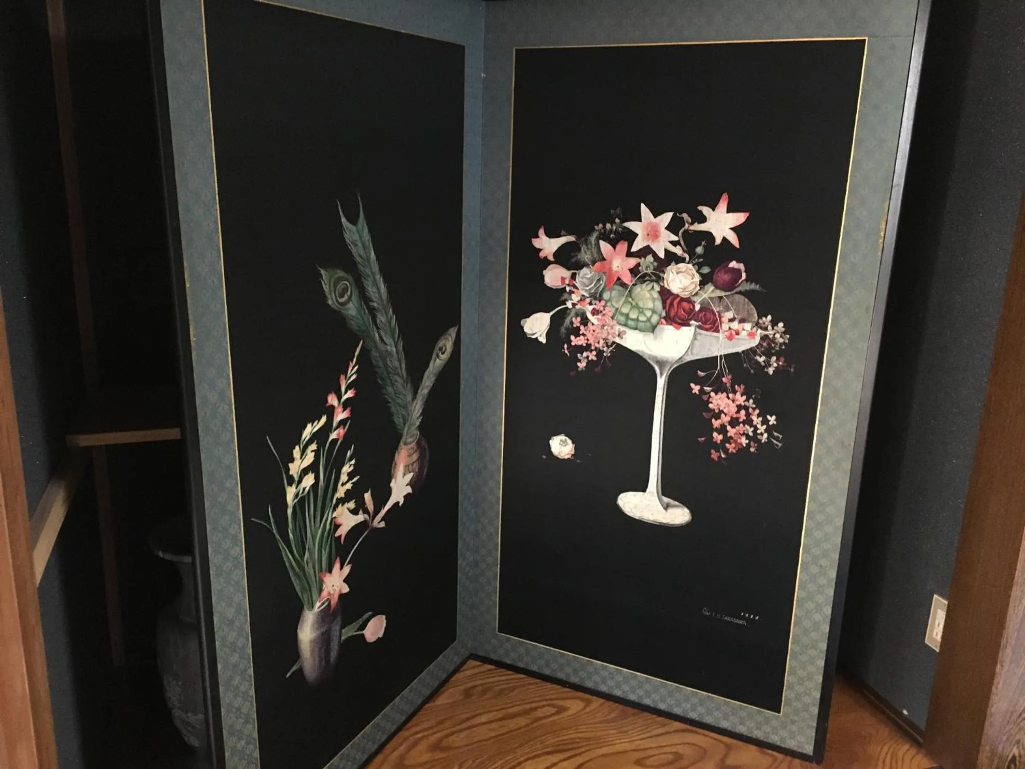 Decorative detail in Masugataya Ryokan