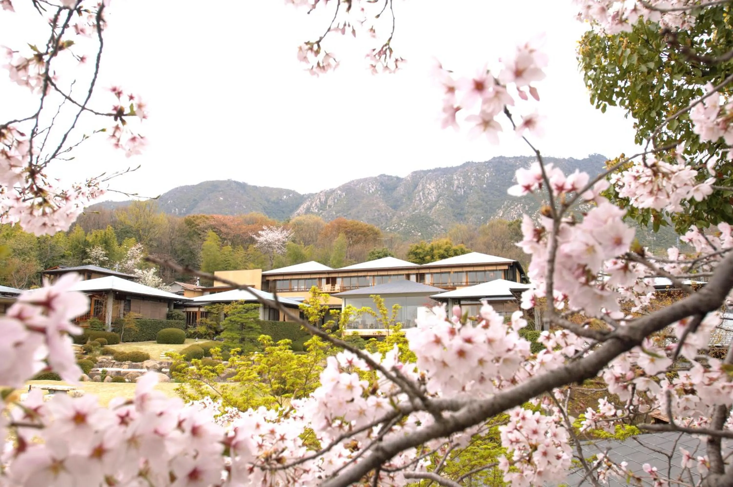 Facade/entrance in Sekitei