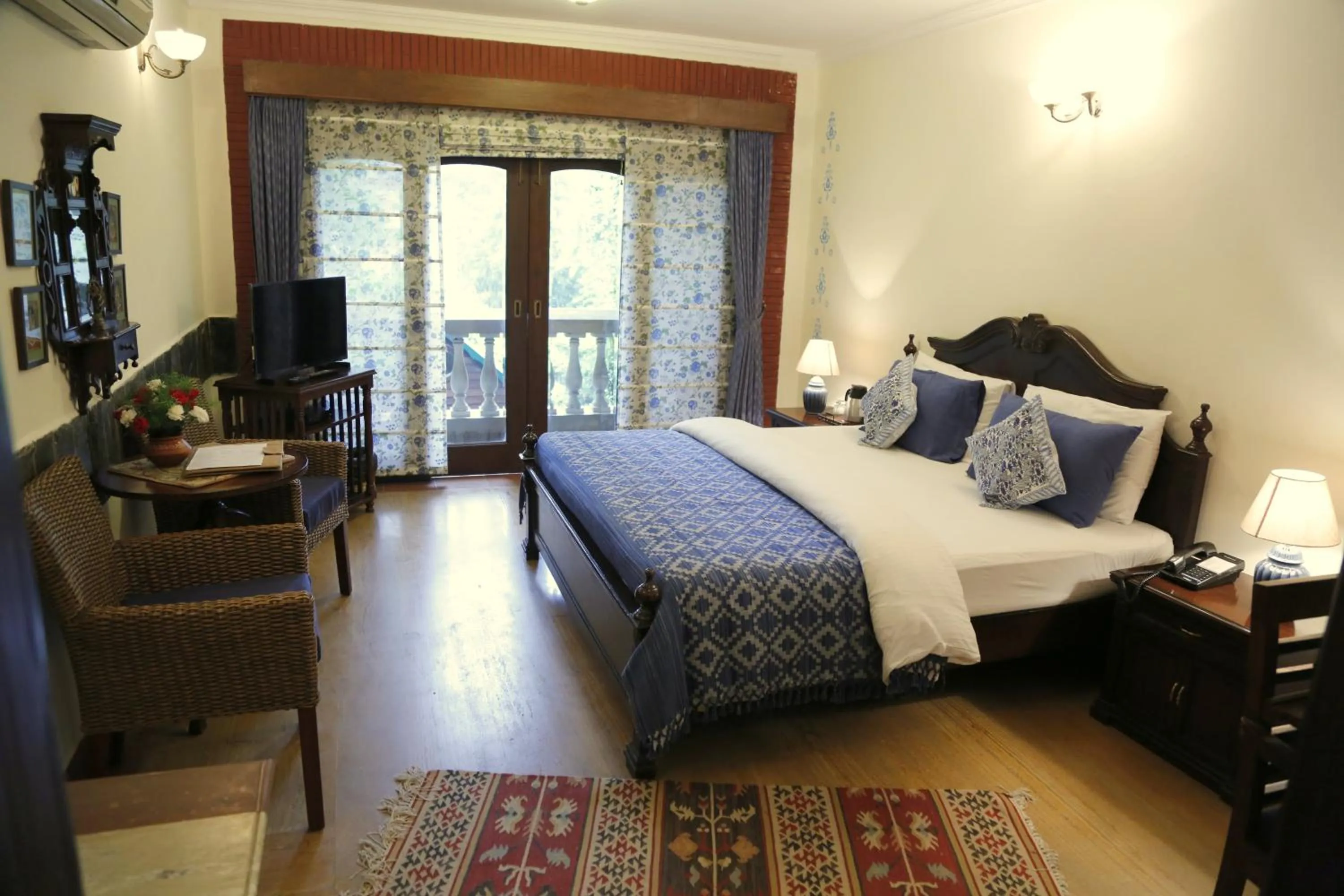 Photo of the whole room, Bed in The Estate Villa