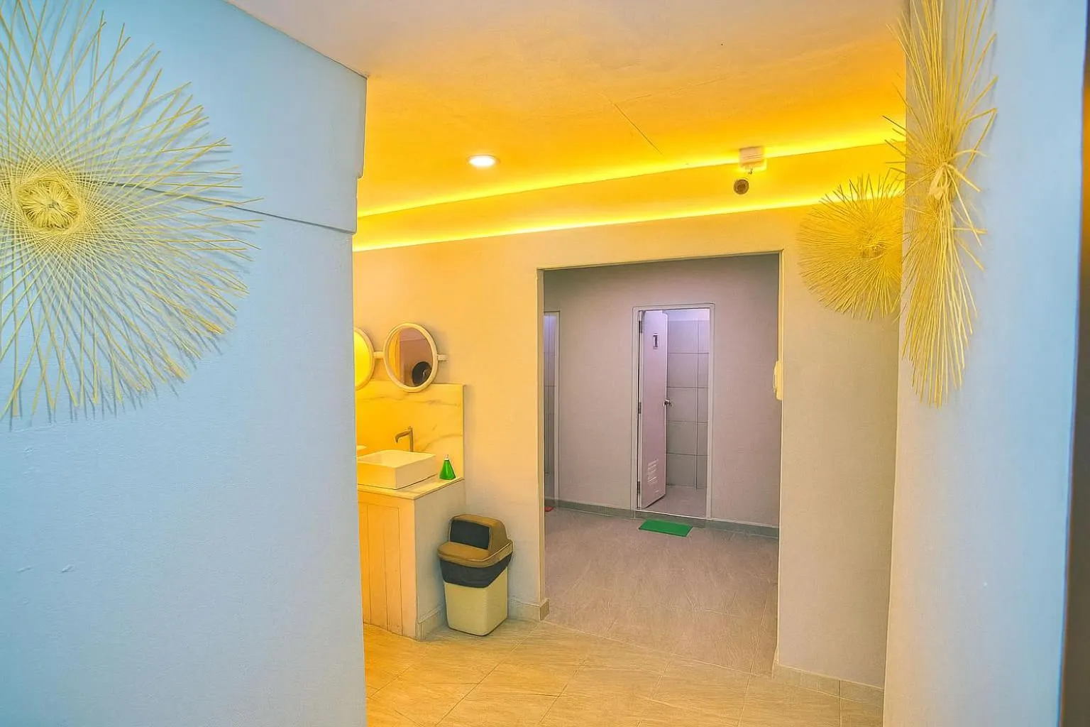 Shower in Eclipse Hostel and Bar