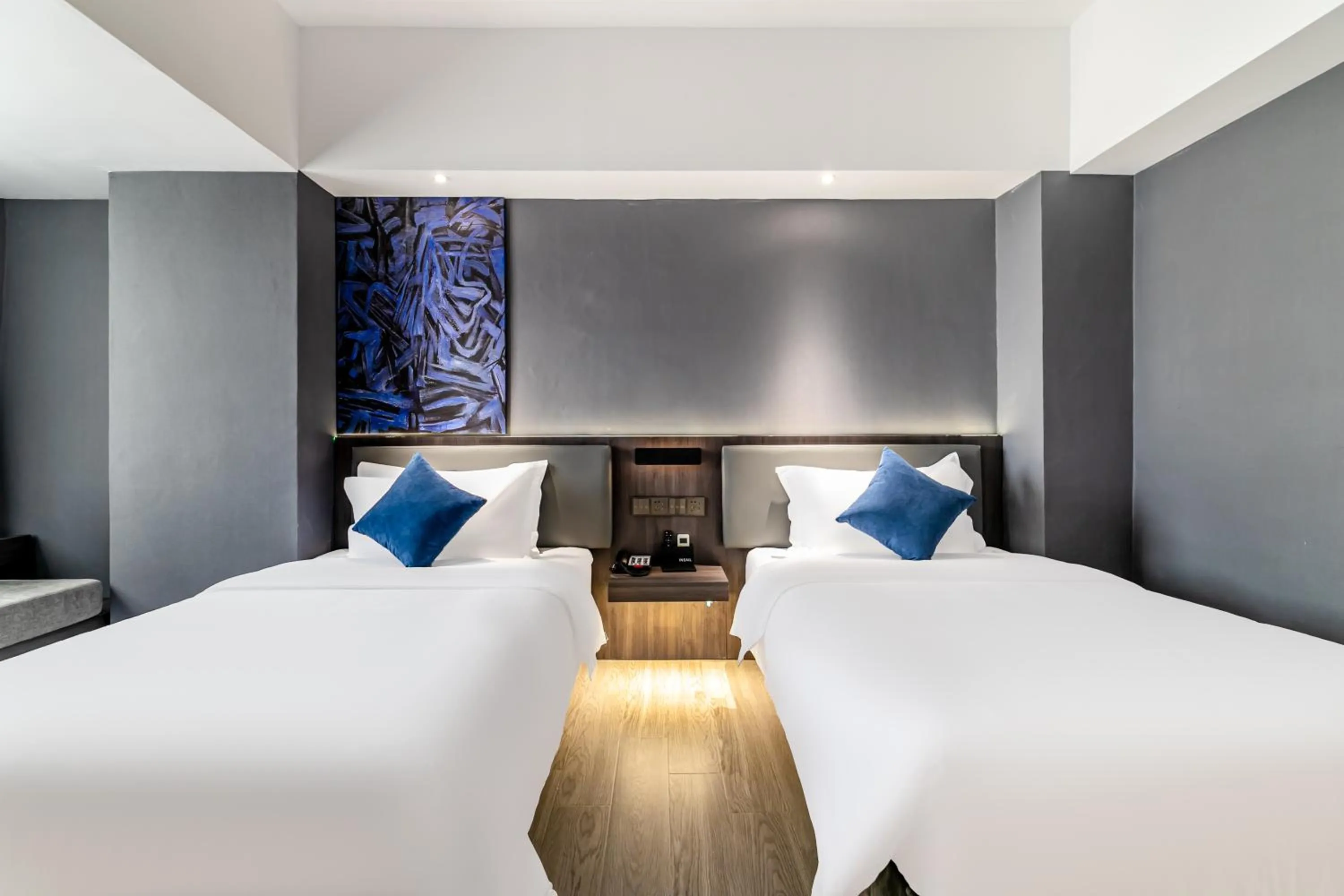 Bedroom, Bed in Insail Hotels (Guangyuanxincun Jingtai Pedestrian Street Guangzhou)