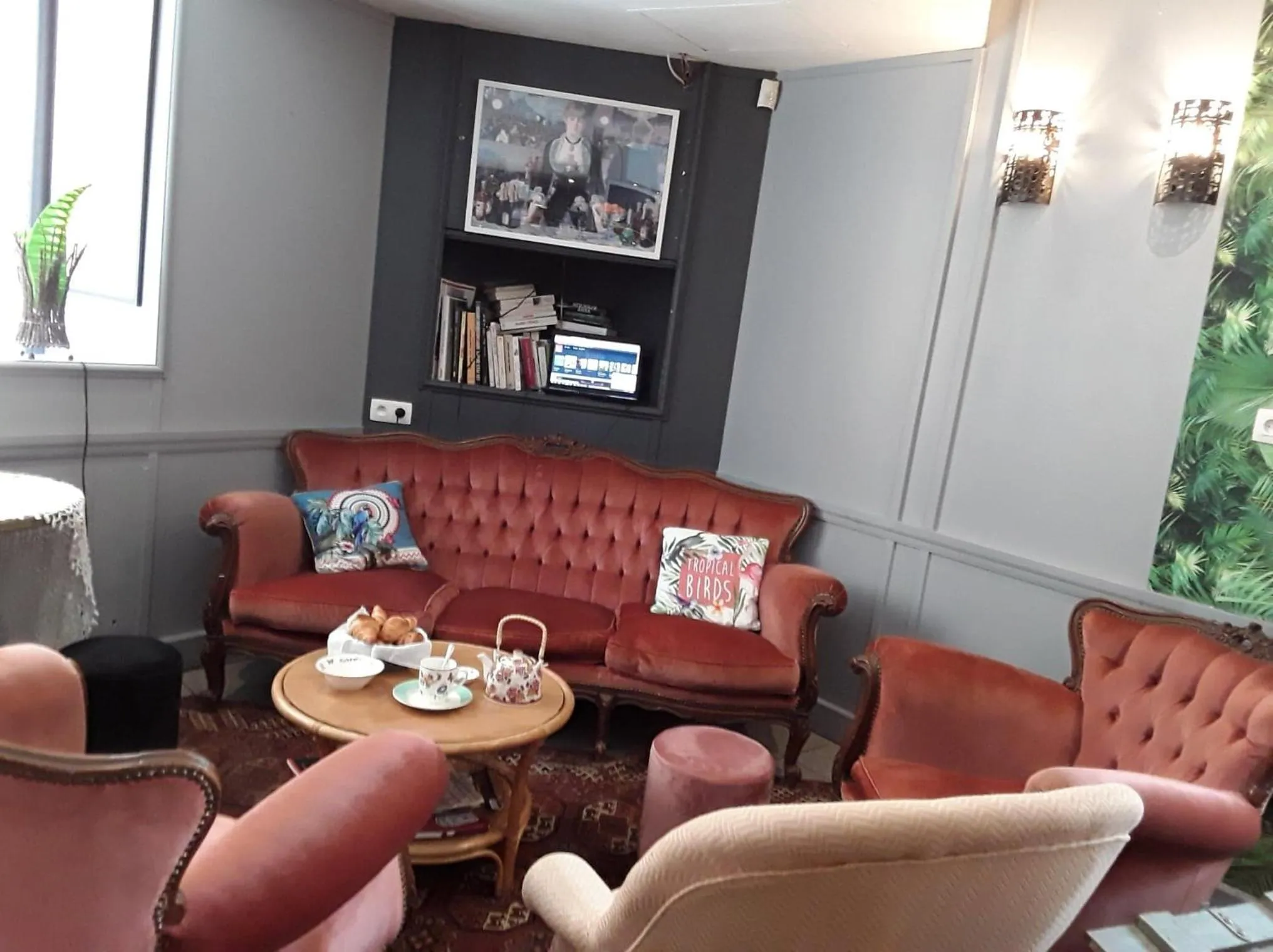 Lounge or bar in Madelon IV