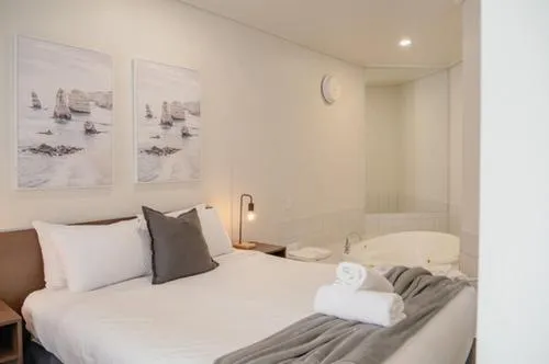 Bed in Mitchell On Main