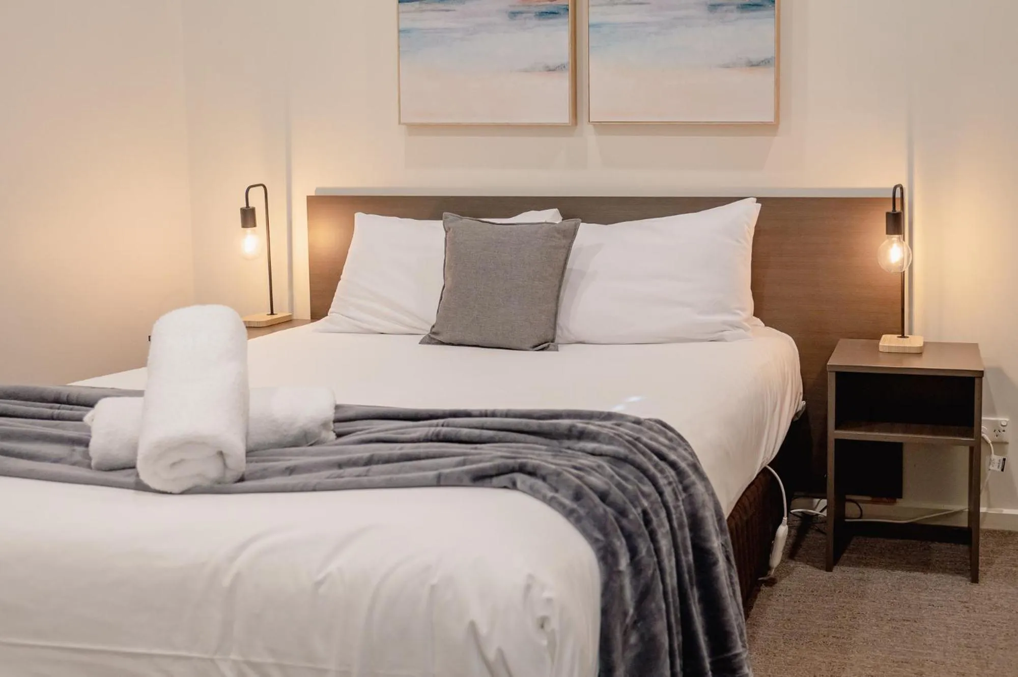 Bed in Mitchell On Main