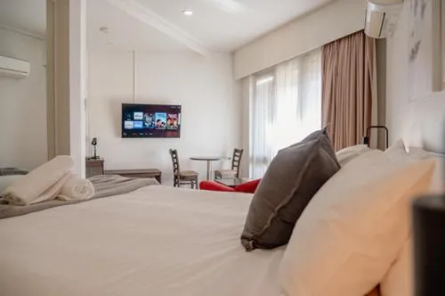 Bed in Mitchell On Main