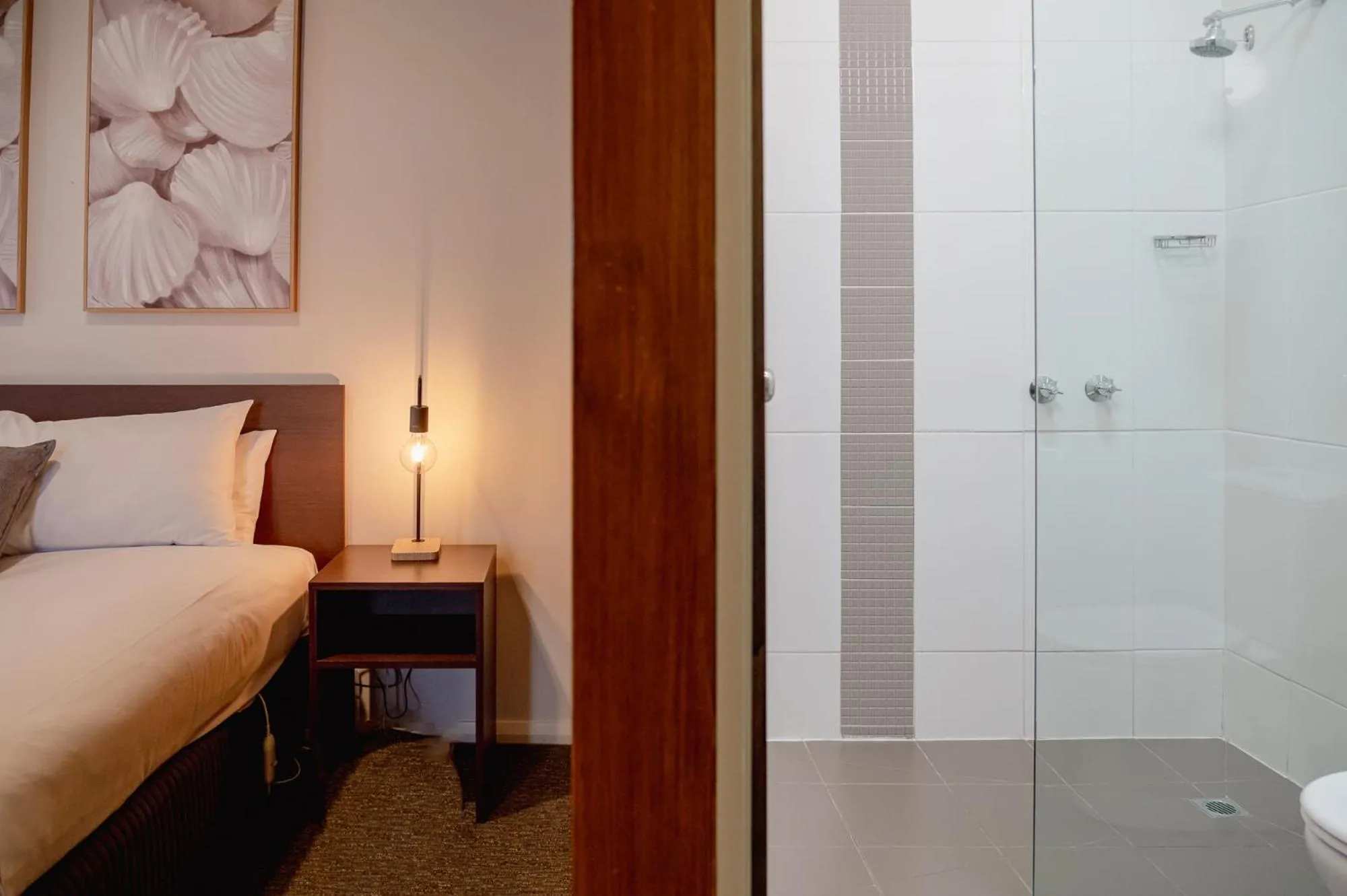 Bed in Mitchell On Main