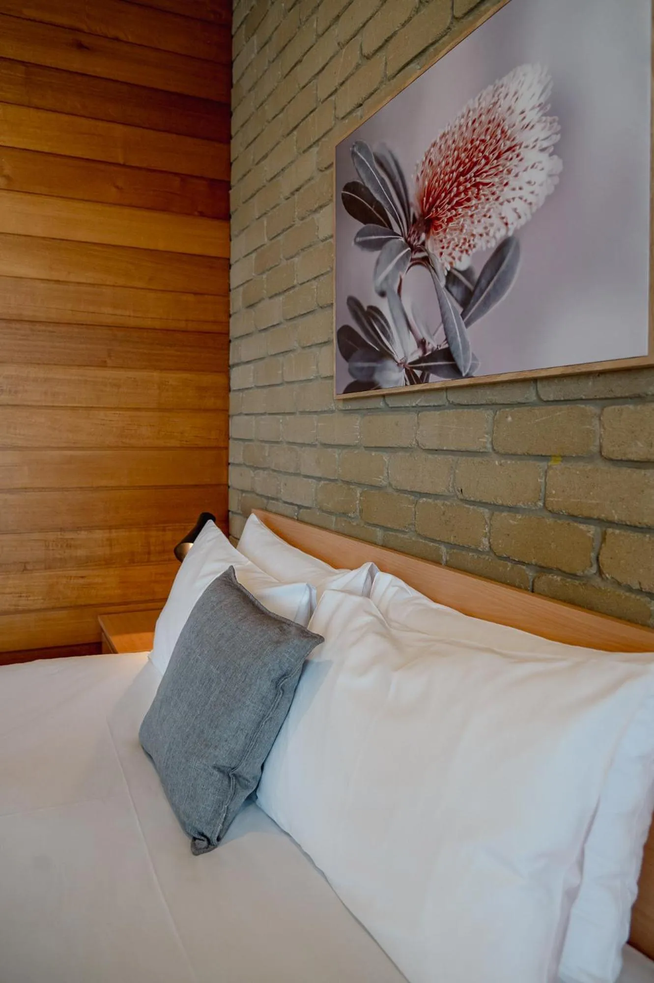 Bed in Mitchell On Main