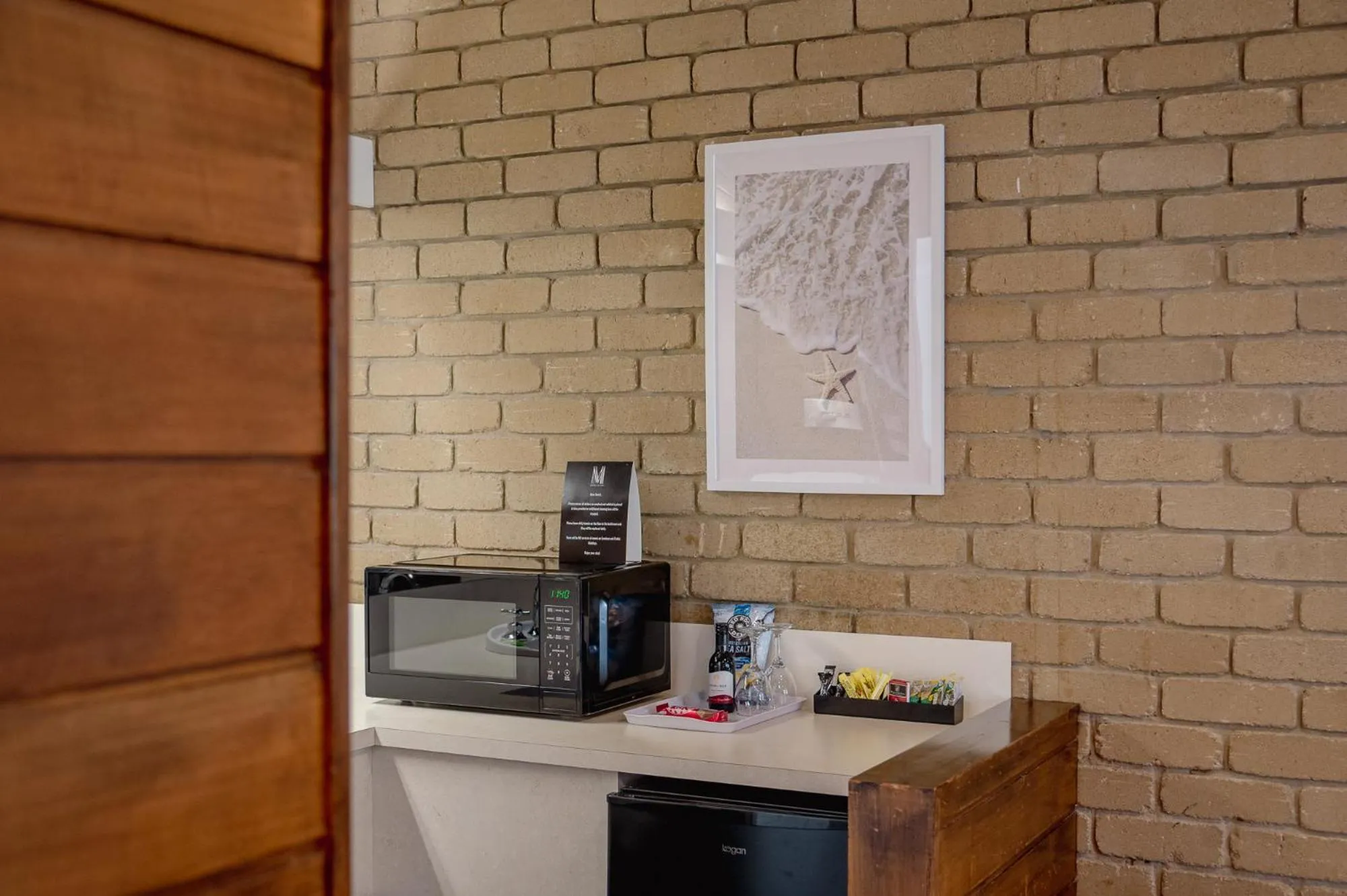 Coffee/tea facilities in Mitchell On Main