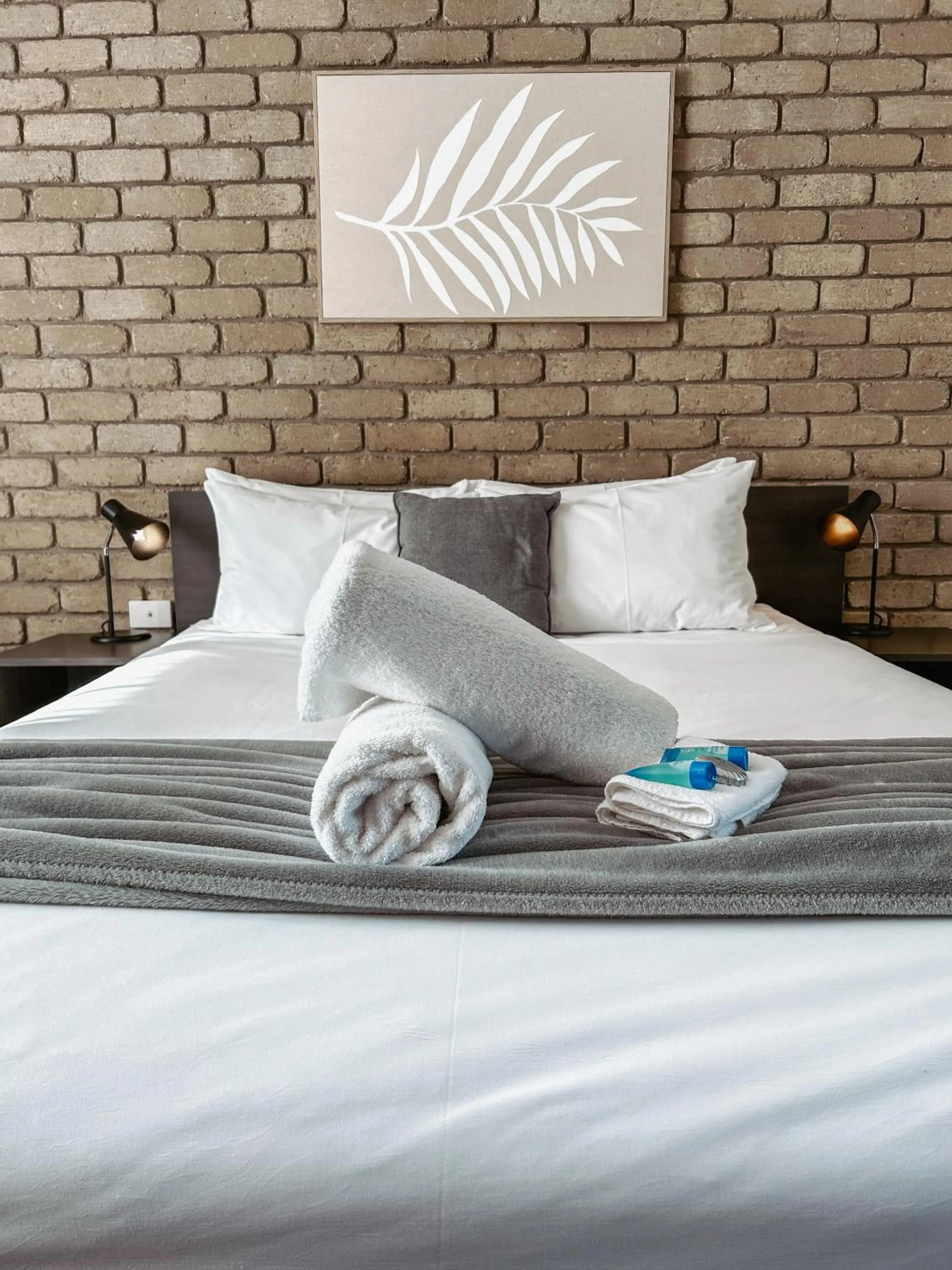 Bed in Mitchell On Main